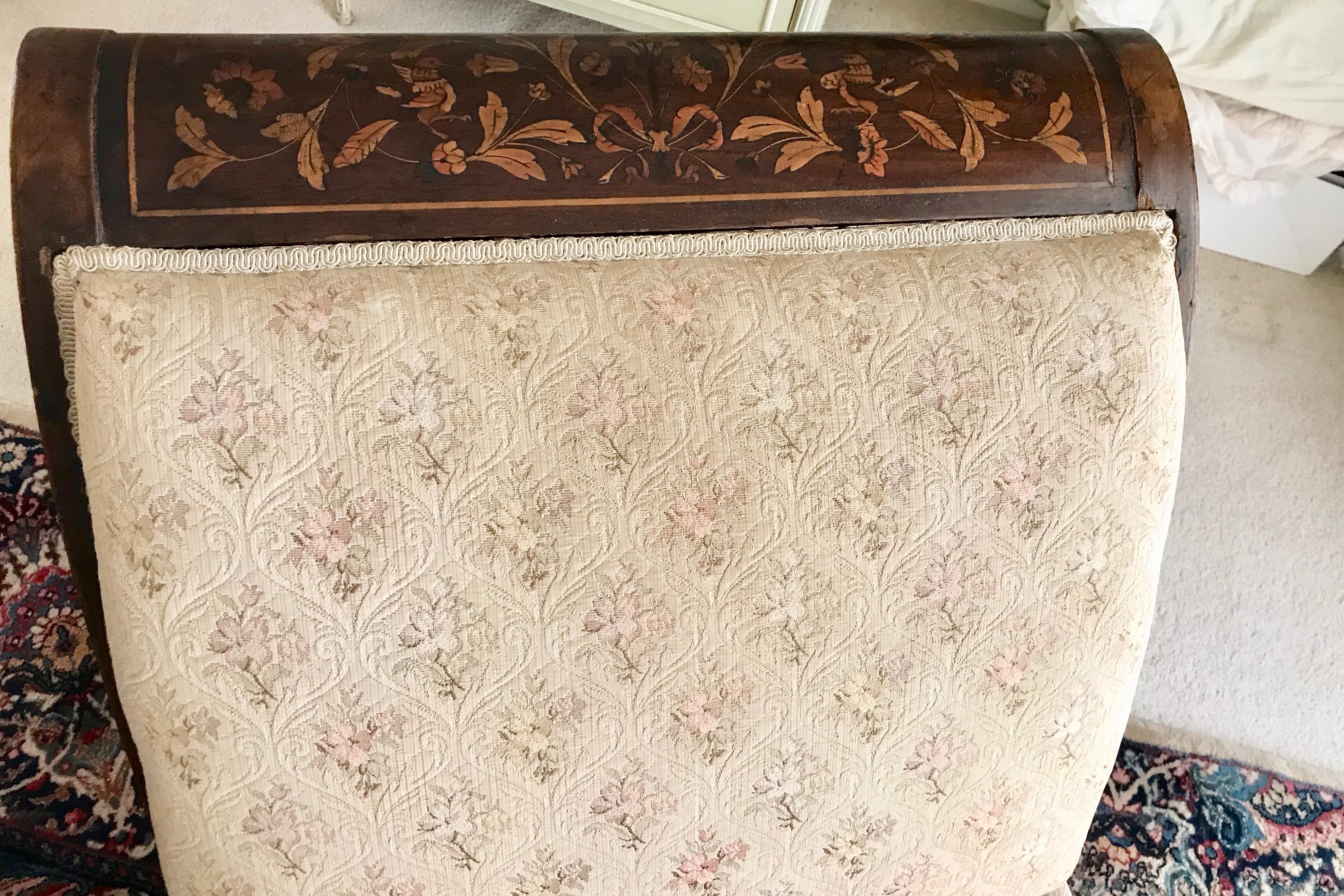19TH Century Dutch Marquetry Recamier For Sale 5