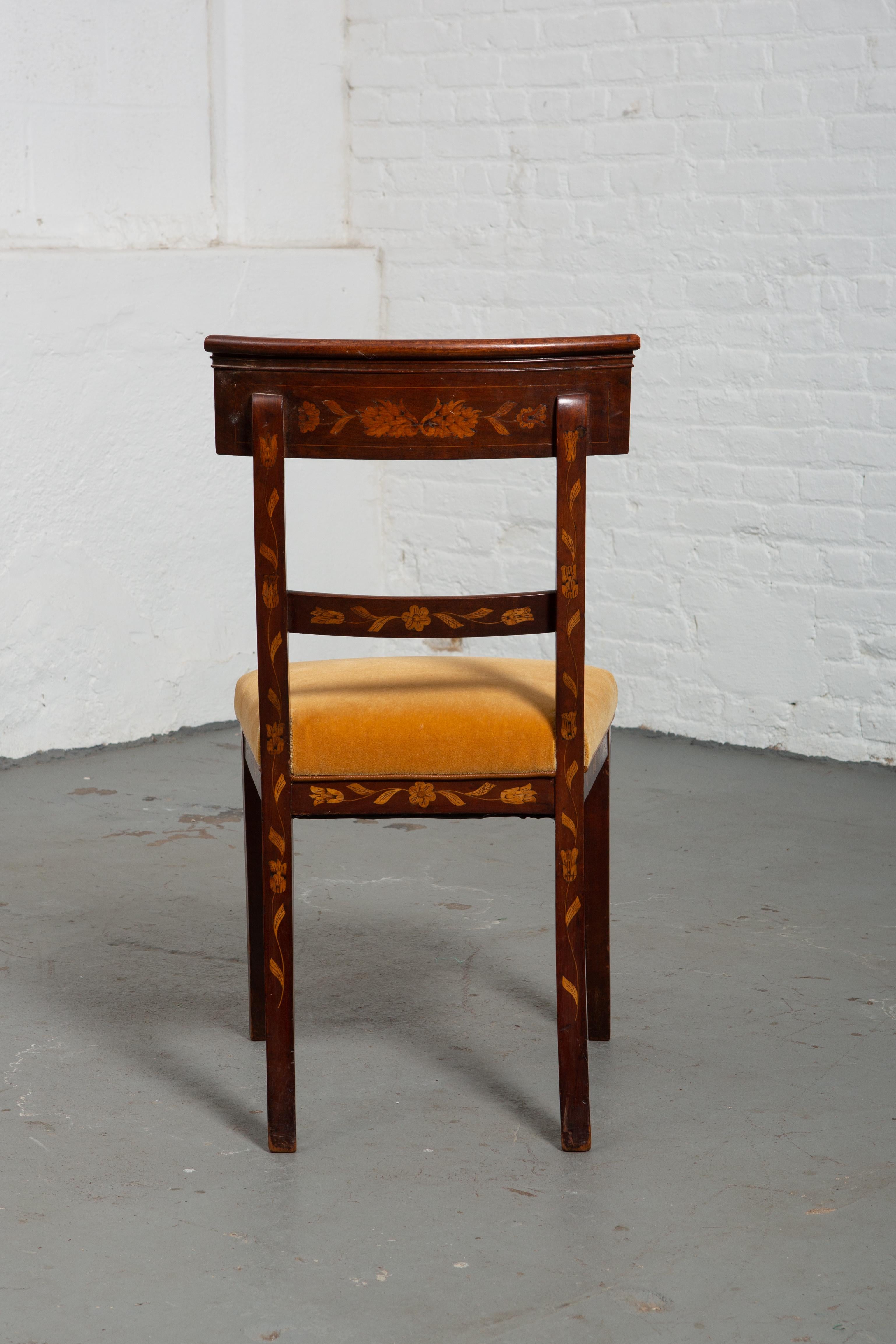 Niederländischer Beistellstuhl mit Intarsien aus dem 19. Jahrhundert (Holz) im Angebot