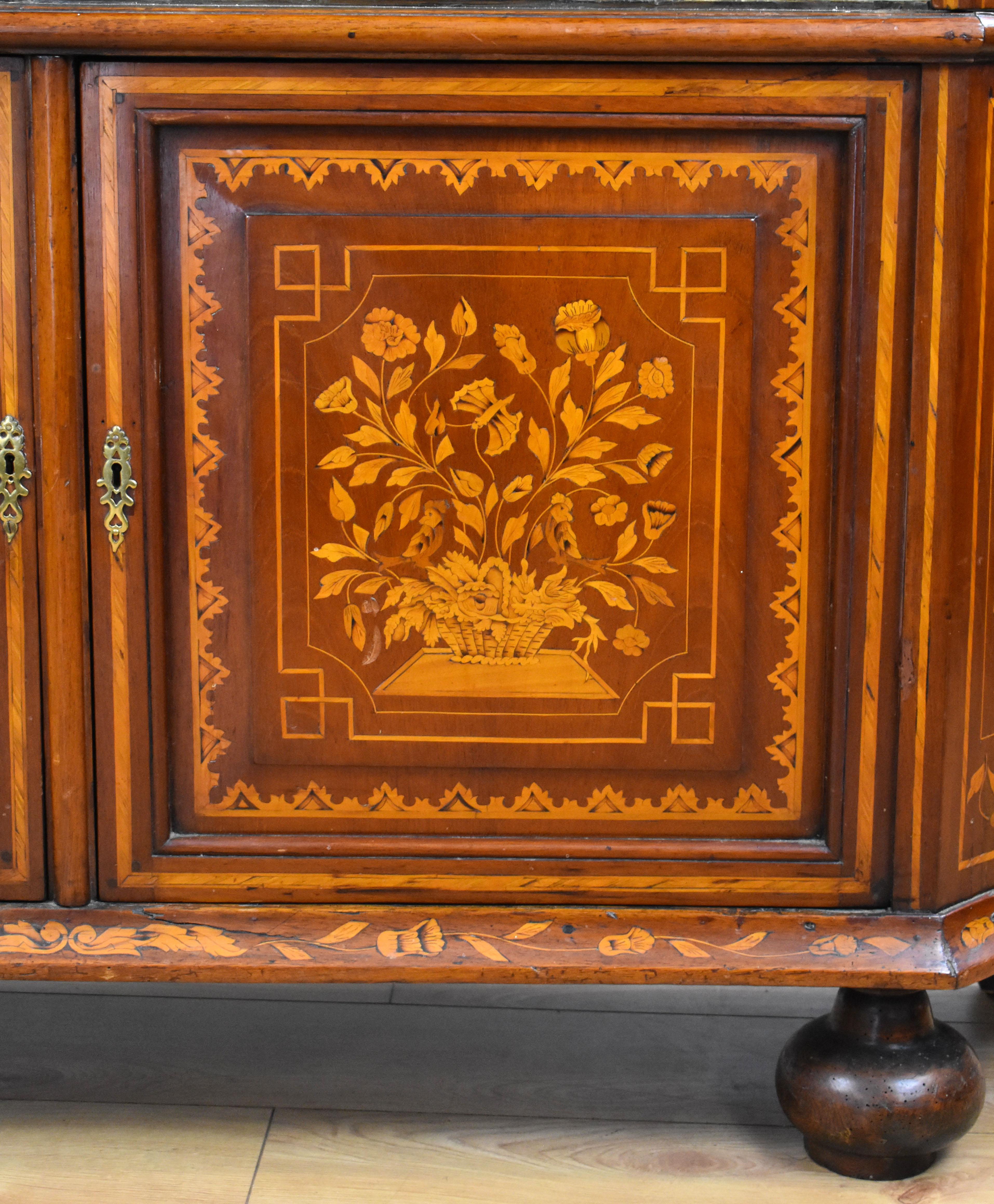 19th Century Dutch Marquetry Vitrine For Sale 1