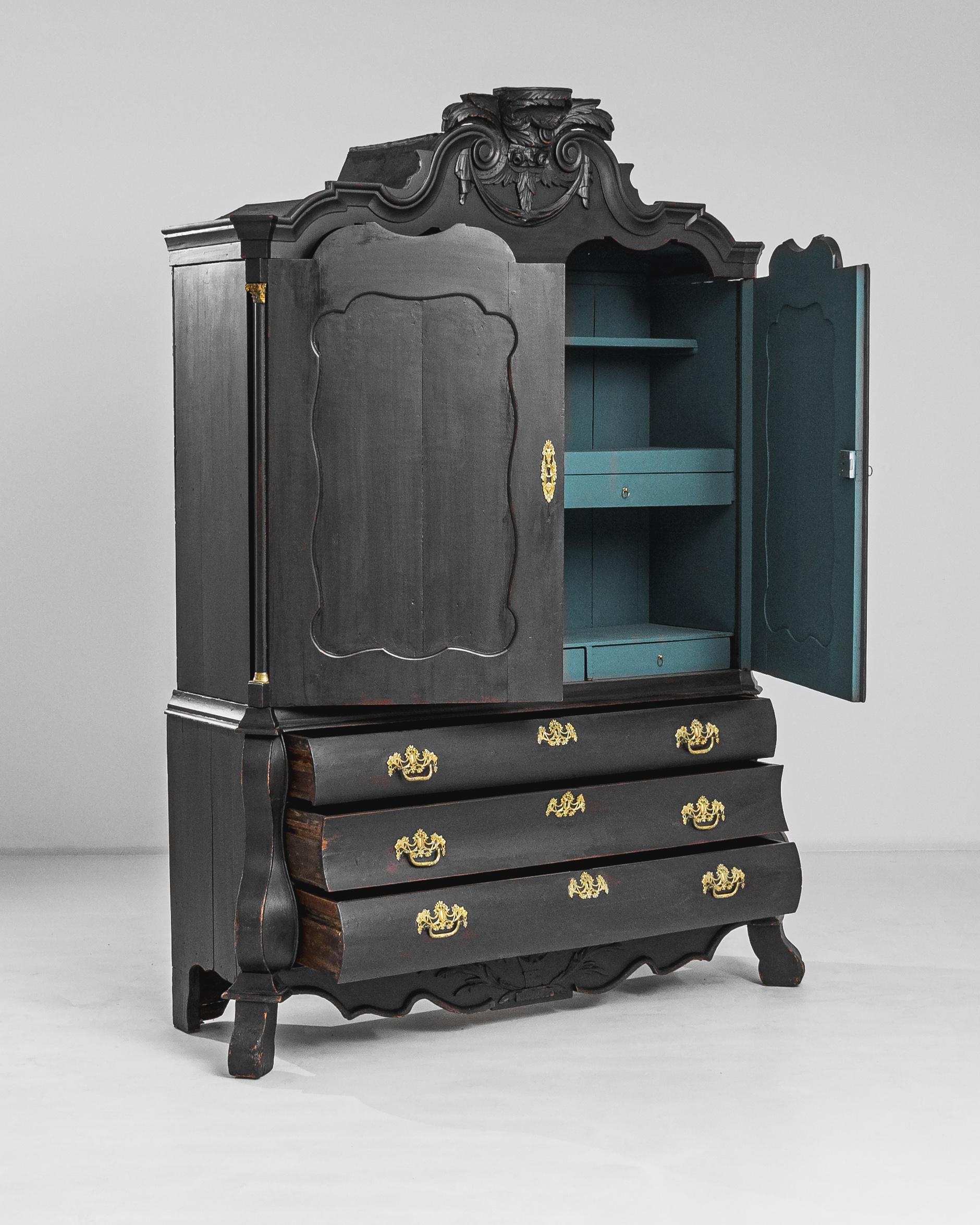 19th Century Dutch Original Patina Cabinet For Sale 6