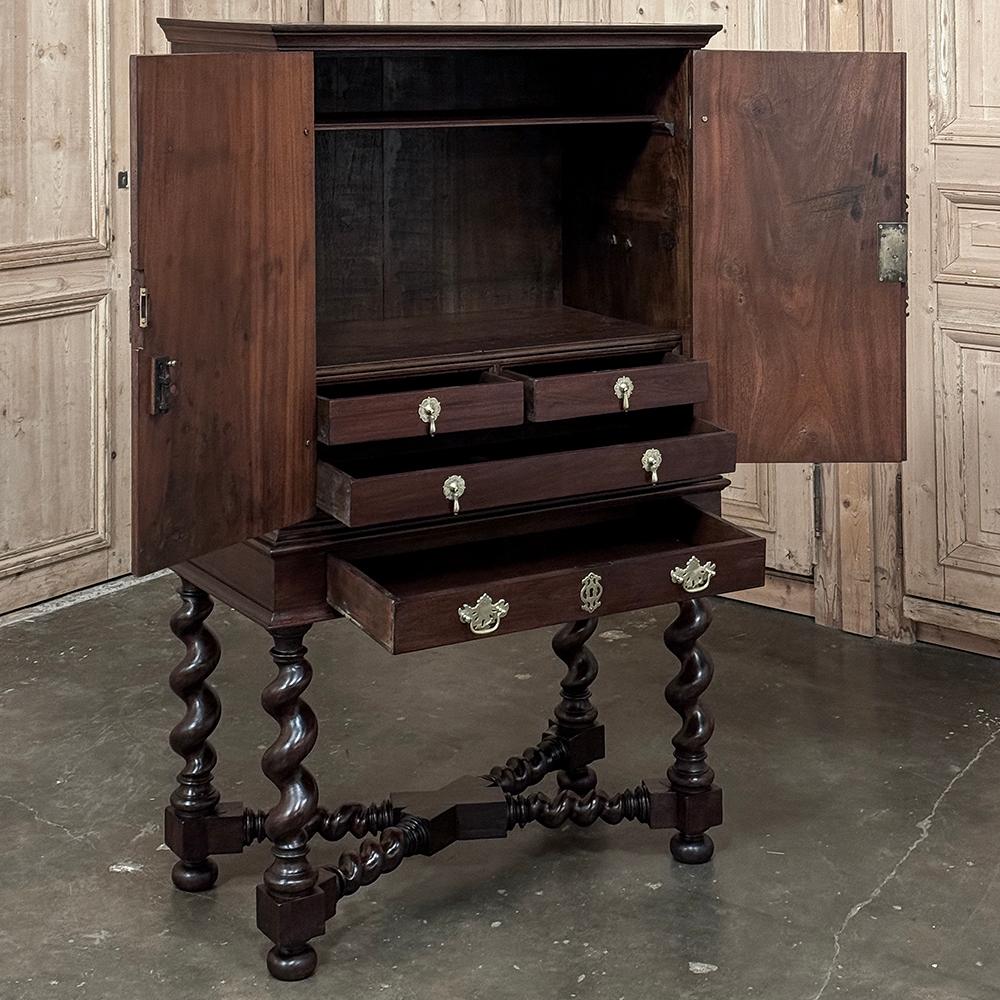 19th Century Dutch Raised Cabinet in the Chinoiserie Style For Sale 1