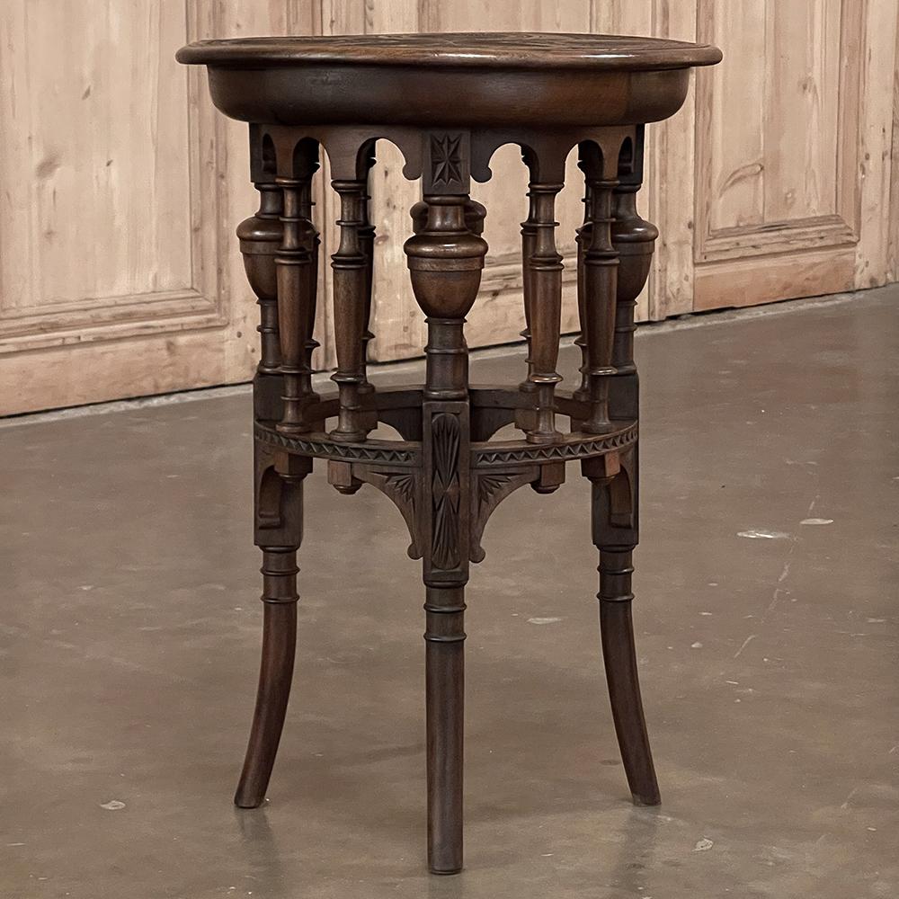 19th Century Dutch Renaissance Carved Lamp Table, End Table In Good Condition In Dallas, TX