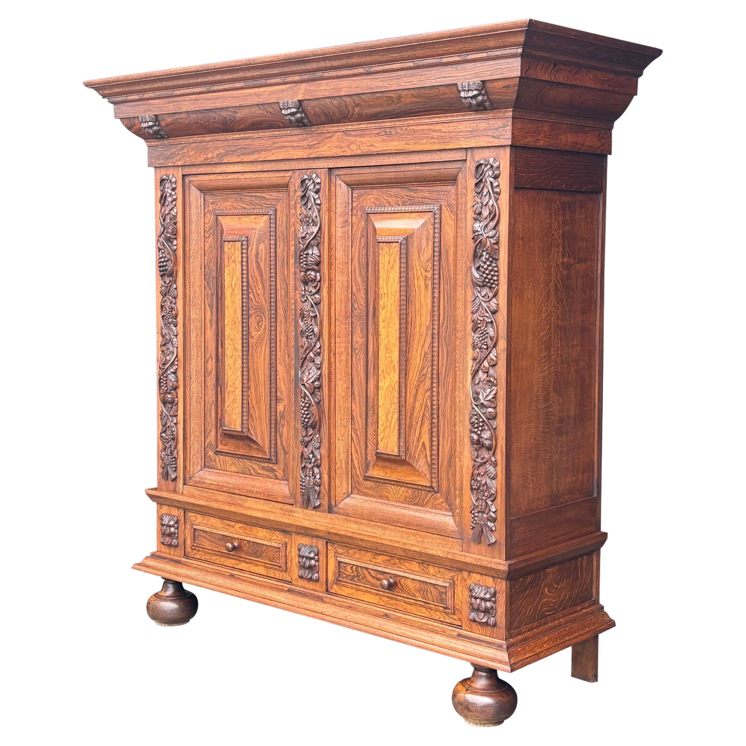 Cabinet en bois de rose de la Renaissance hollandaise du 19e siècle