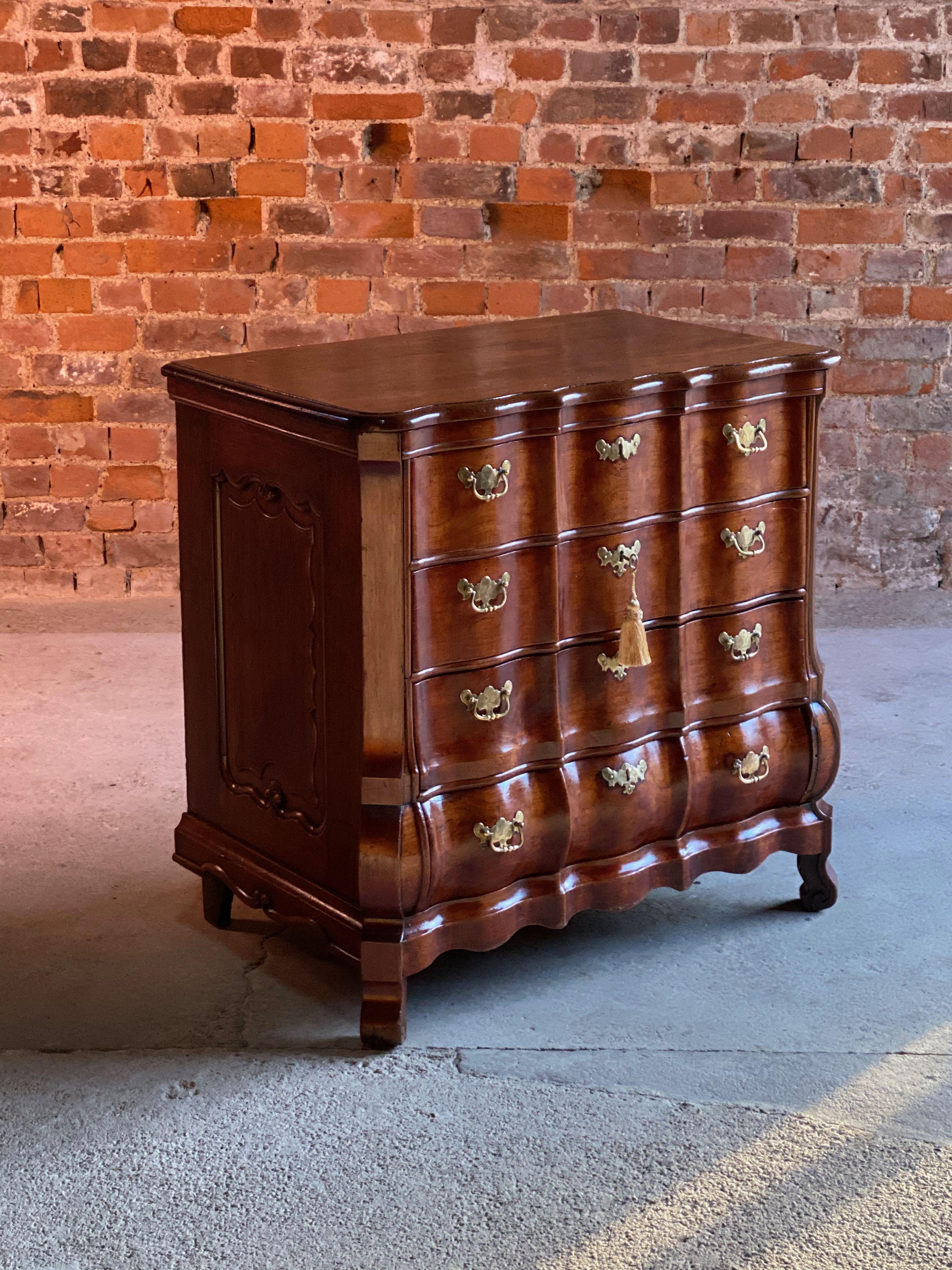 19th Century Dutch Rosewood Bombe Commode Chest of Drawers, circa 1820 4