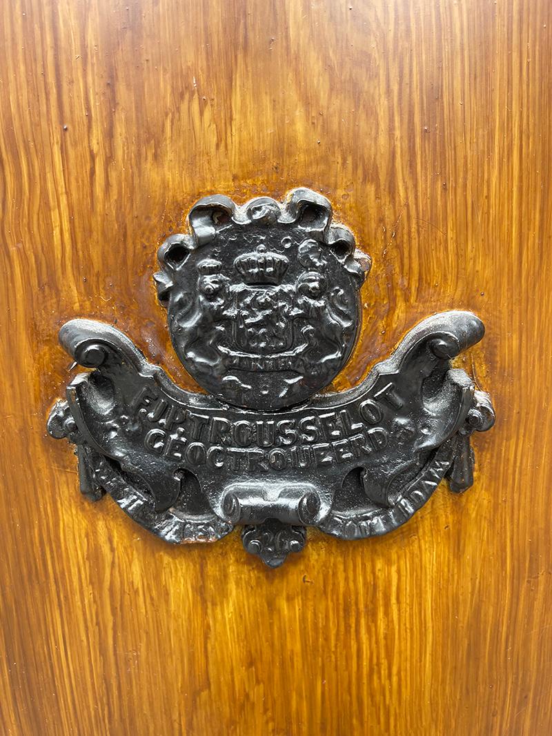 Cassaforte olandese del XIX secolo di F.A.I.P. Trousselot Rotterdam, 1880 ca. in vendita 1