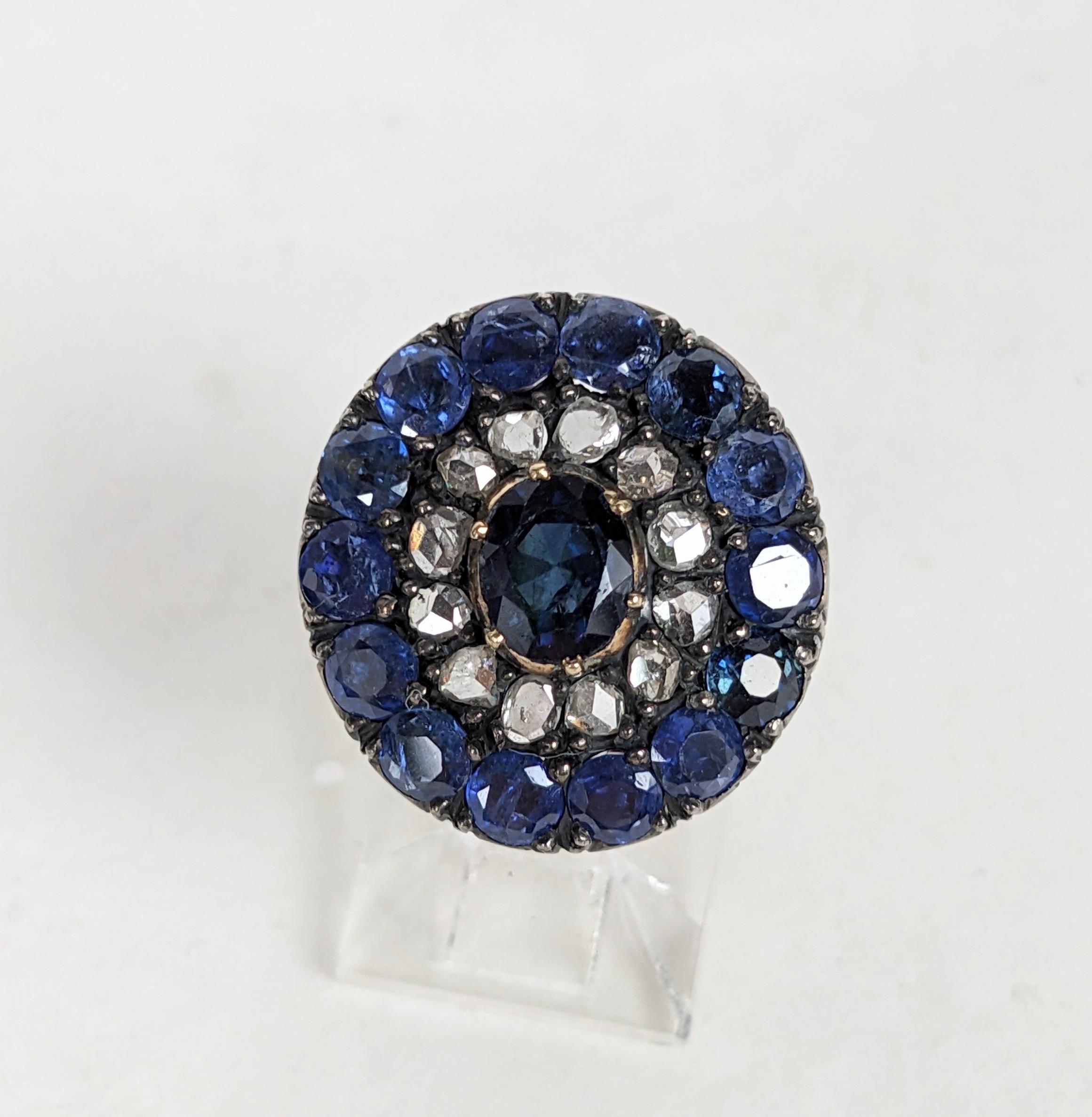 19th Century Dutch Sapphire and Rose Diamond Cluster Ring For Sale 4