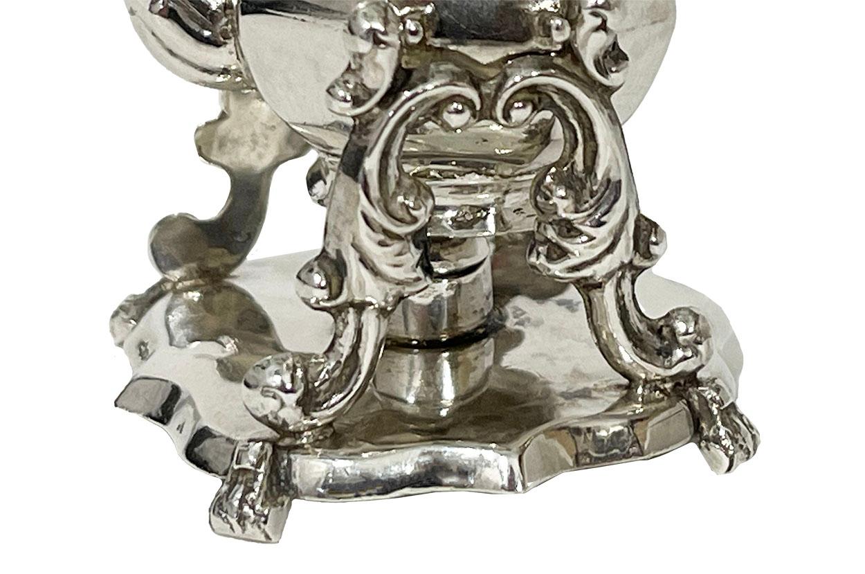 19th Century Dutch silver miniature kettle on stand In Good Condition For Sale In Delft, NL