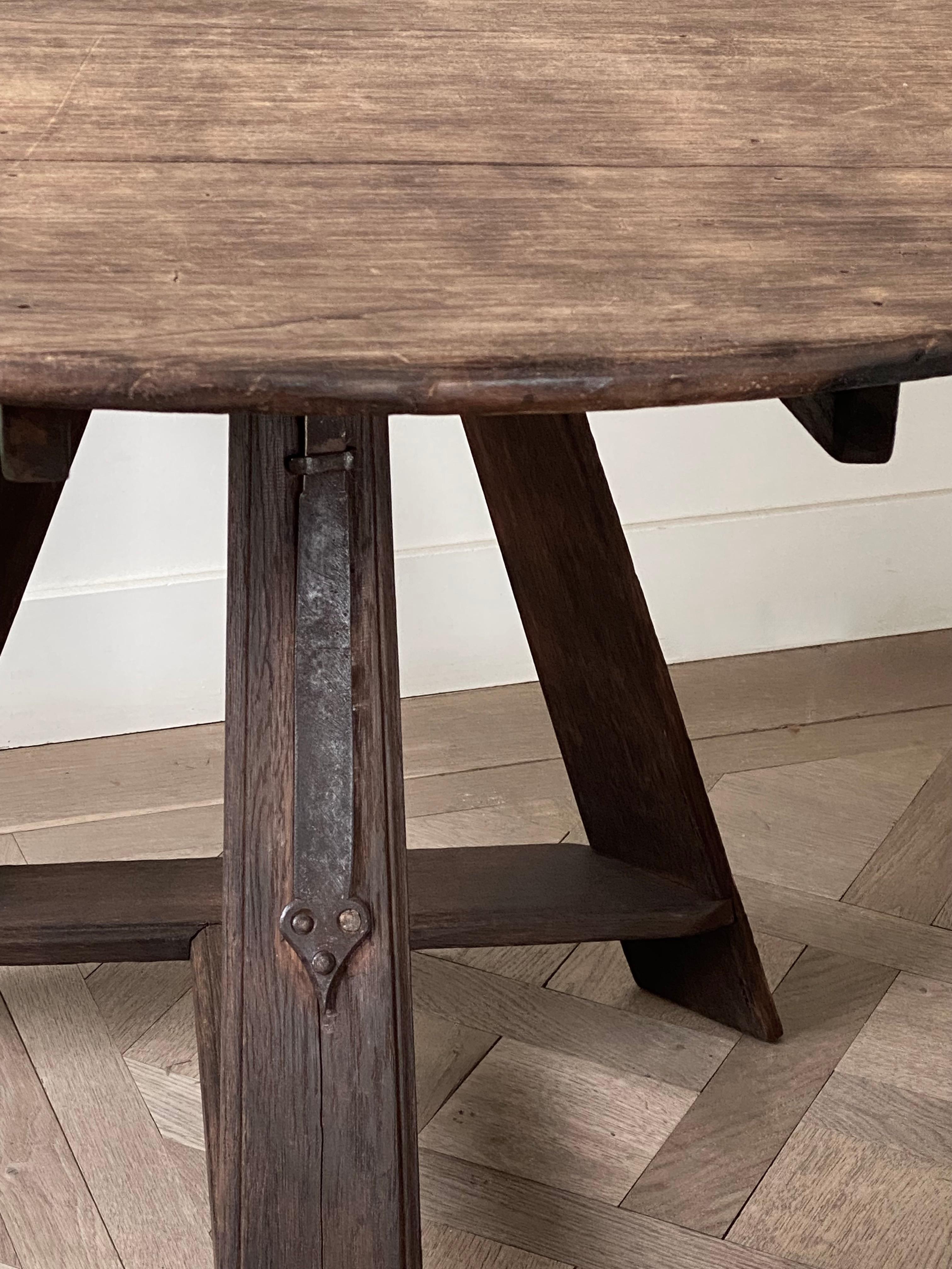 19th Century Dutch Tilt Top Table For Sale 2