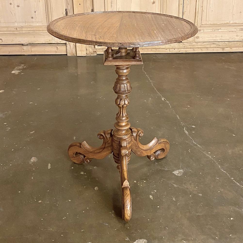 Napoleon III 19th Century Dutch Walnut Tilt Top End Table For Sale
