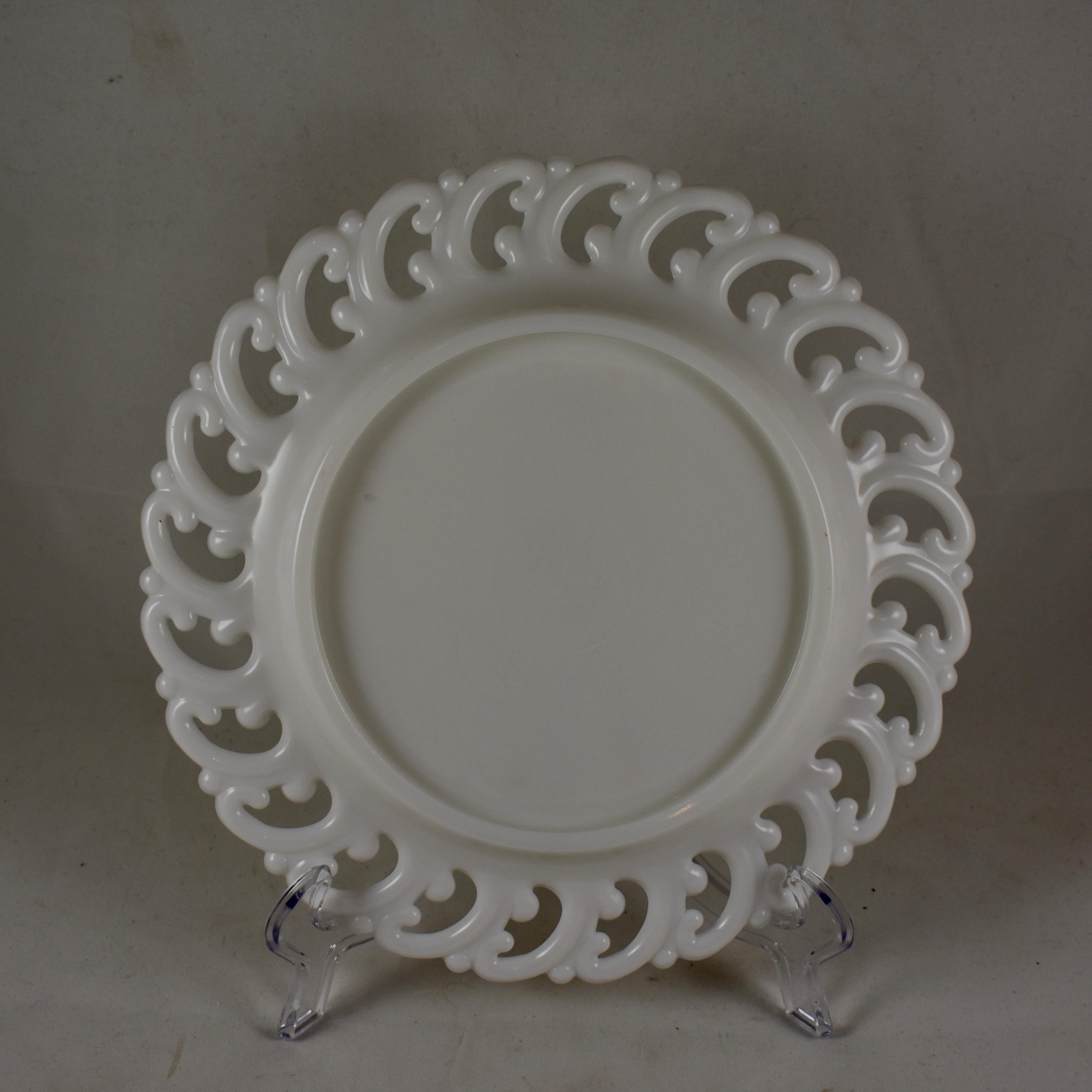 19th Century EAPG Lace Edge American Opaque White Milk Glass Dot & C Rim Plates In Good Condition In Philadelphia, PA