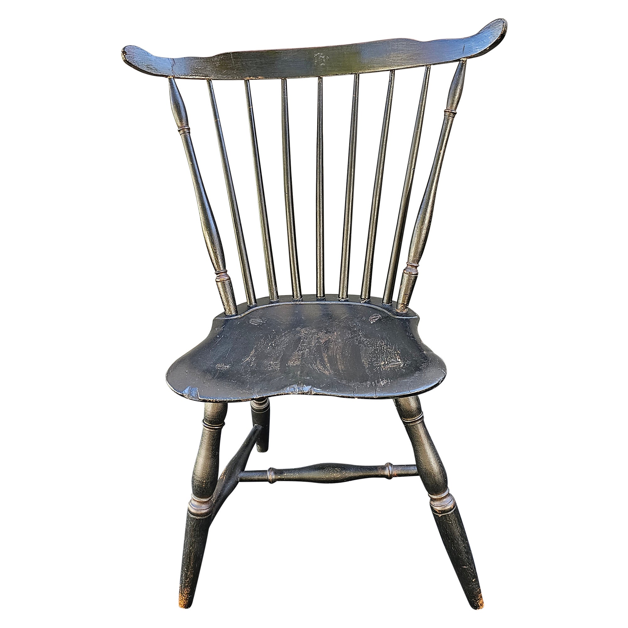 Siglo XIX Primitivo Americano Ebonizado  Silla con asiento de silla de montar y respaldo de husillo