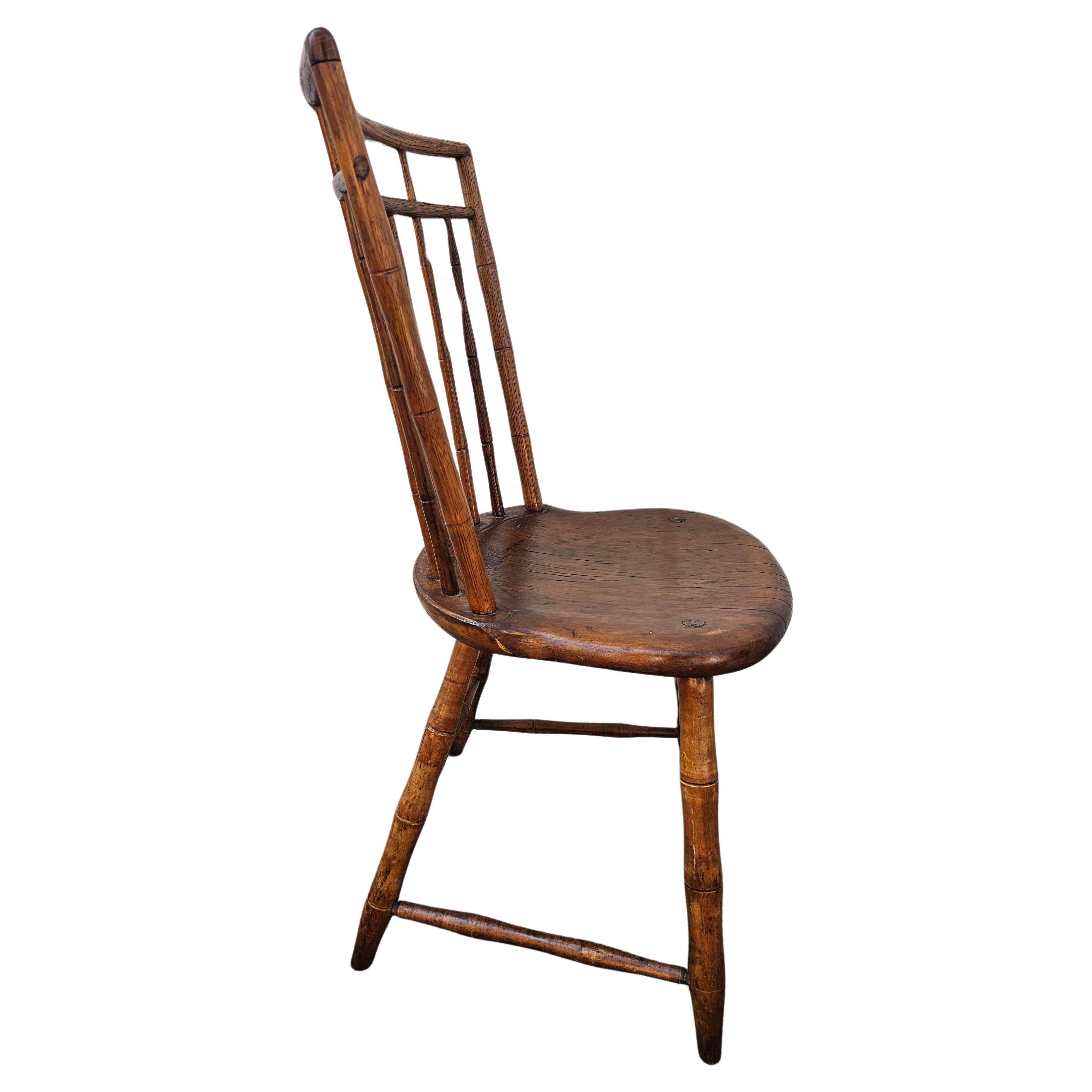 19th Century Early American Elm Windsor Plank Chair For Sale 1