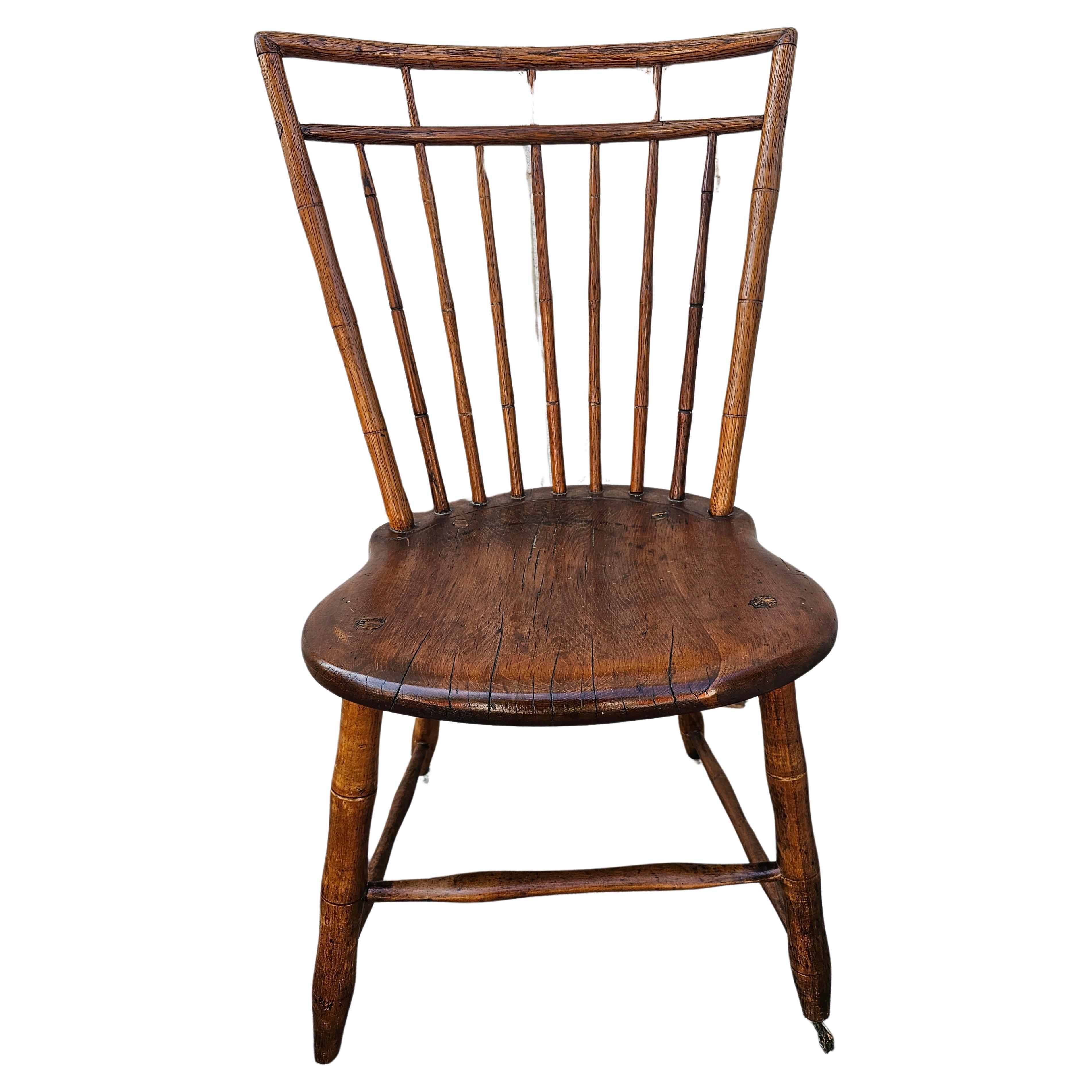 19th Century Early American Elm Windsor Plank Chair For Sale 3