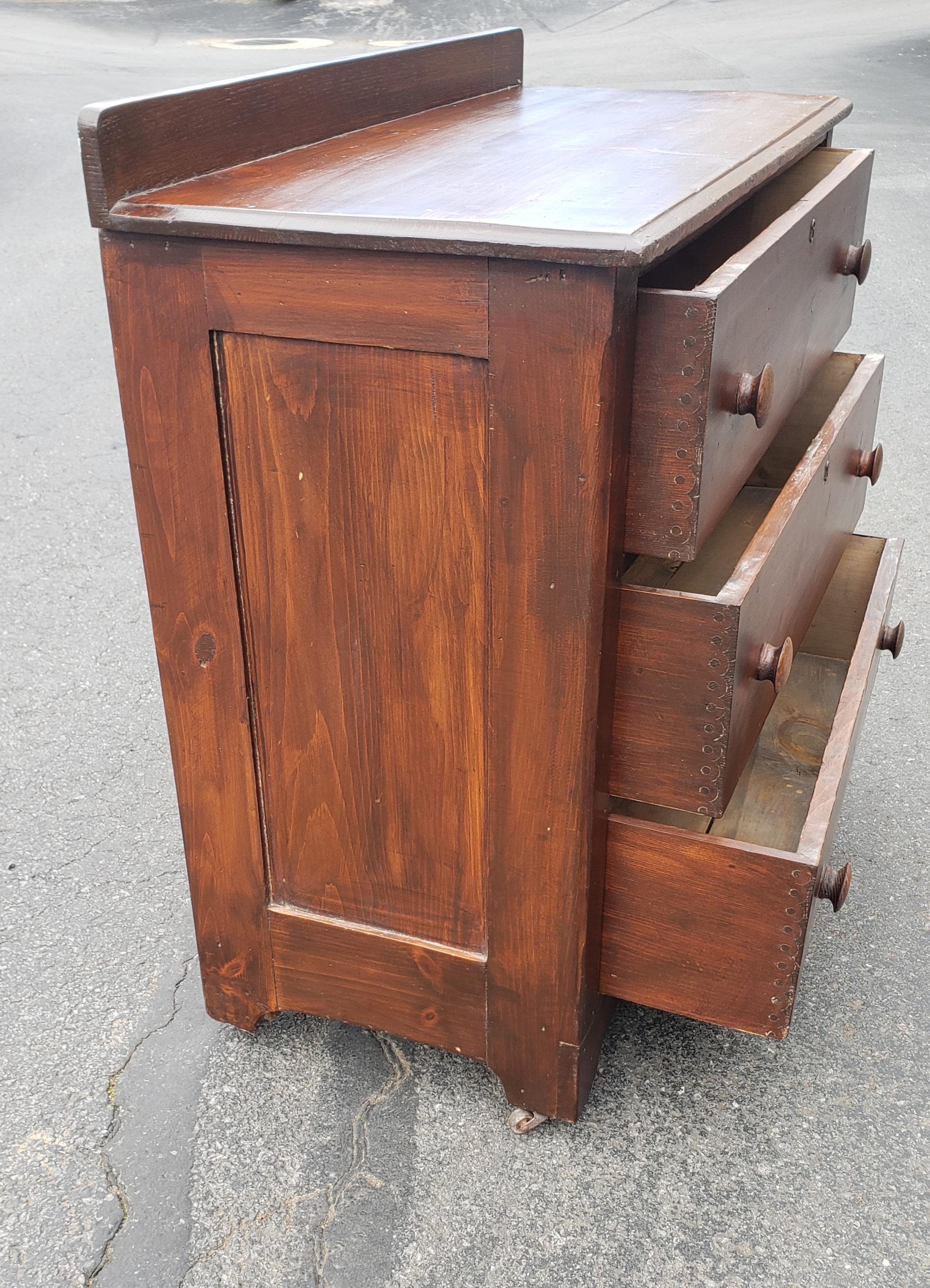 American Colonial 19th Century Early American Red Pine Chest of Drawers on Wheels For Sale