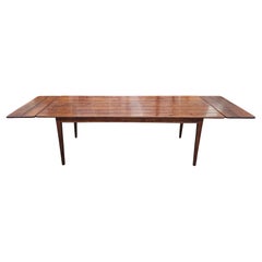 19th Century Early American Style Tiger Maple Expandable Dining Table