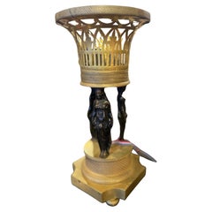 Centre de table de l'Empire français du 19e siècle (début) en bronze doré