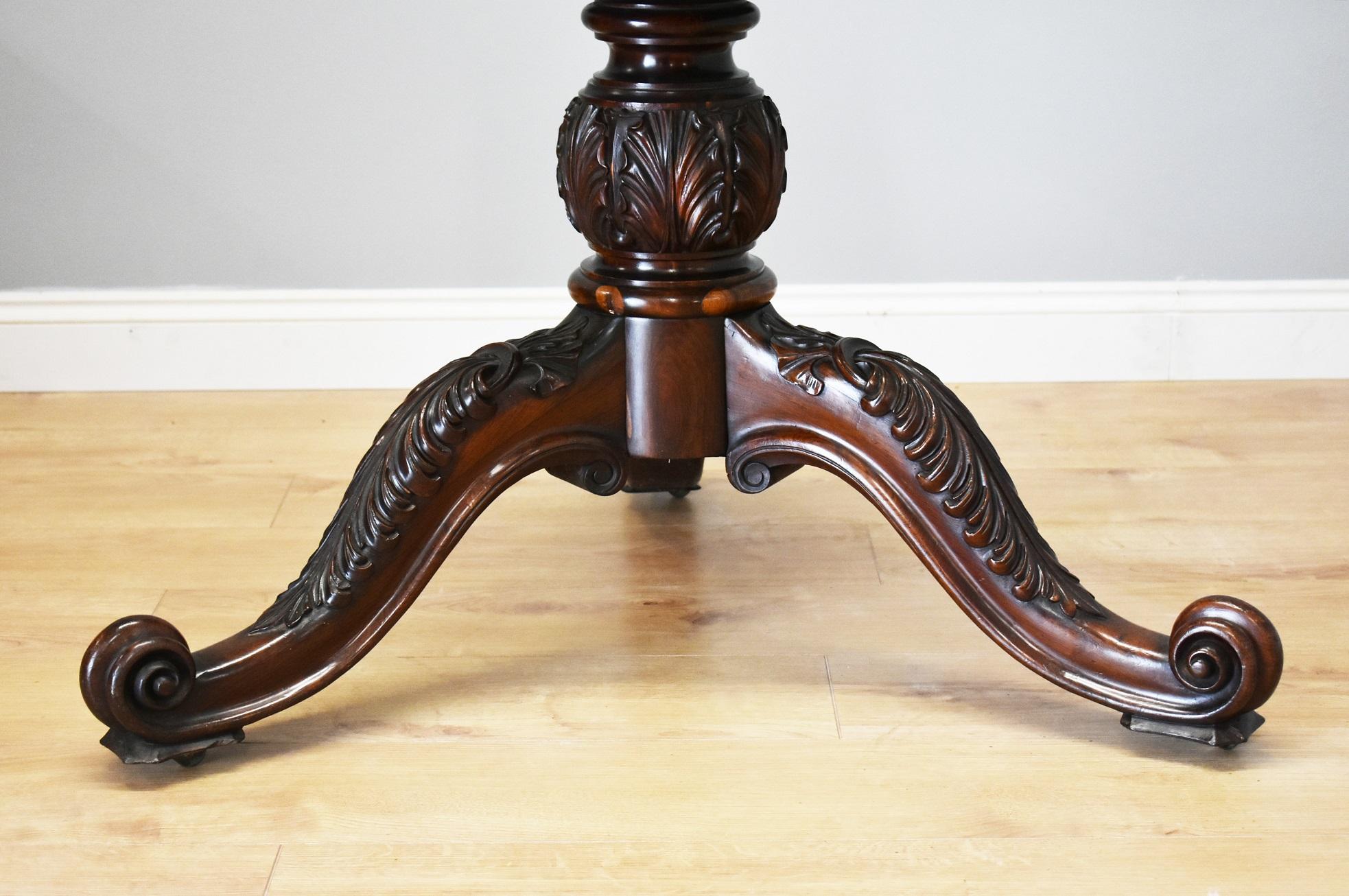 19th Century Early Victorian Rosewood Circular Breakfast Table In Good Condition In Chelmsford, Essex