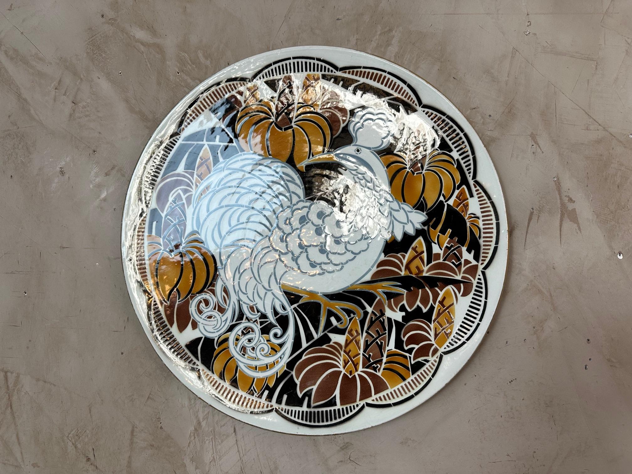 Français Grande assiette en faïence de Luneville du 19e siècle signée par Géo Condé en vente