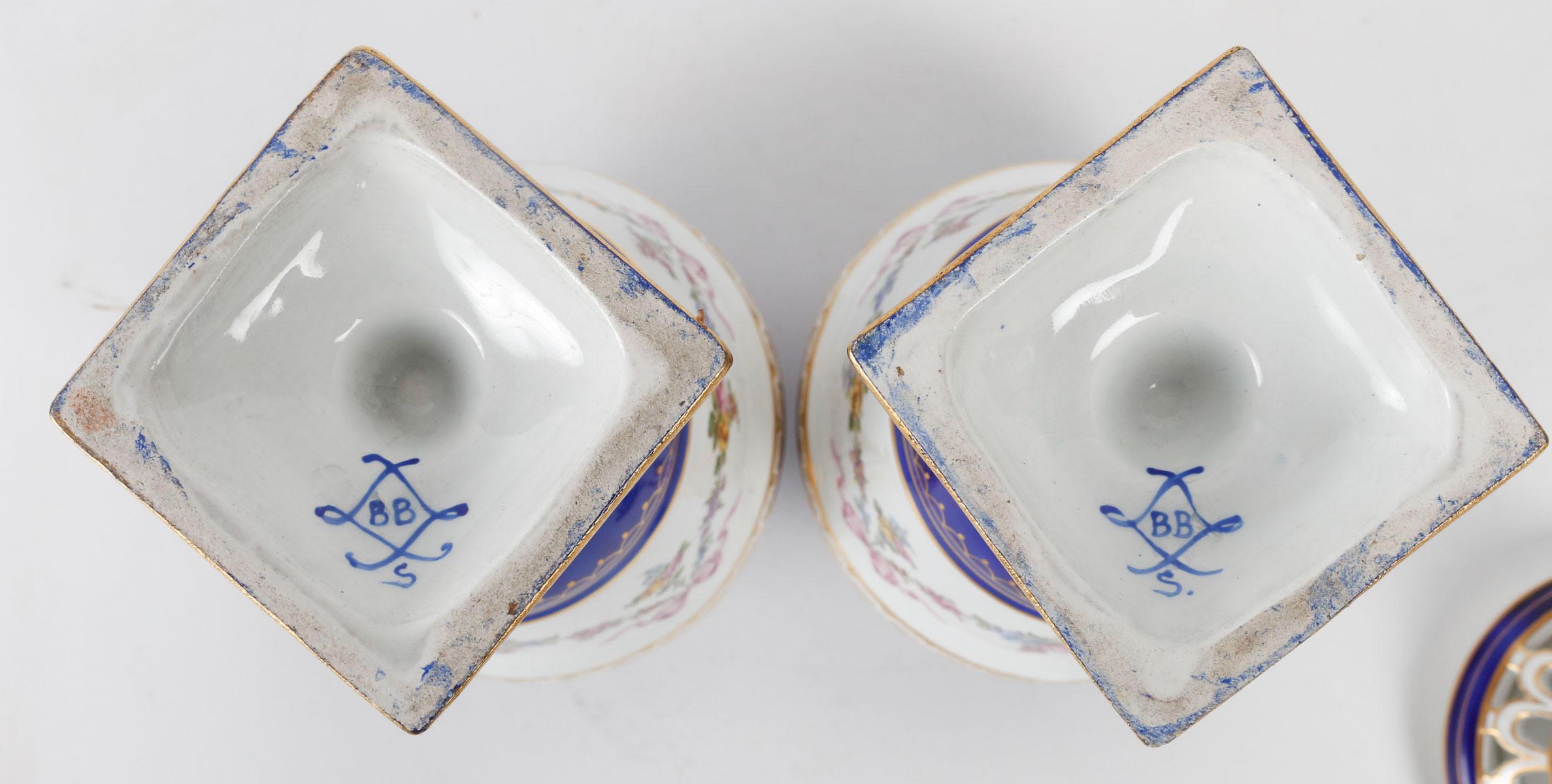 Porcelain 19th Century Earthenware Potpourri in the Louis XV Style. For Sale