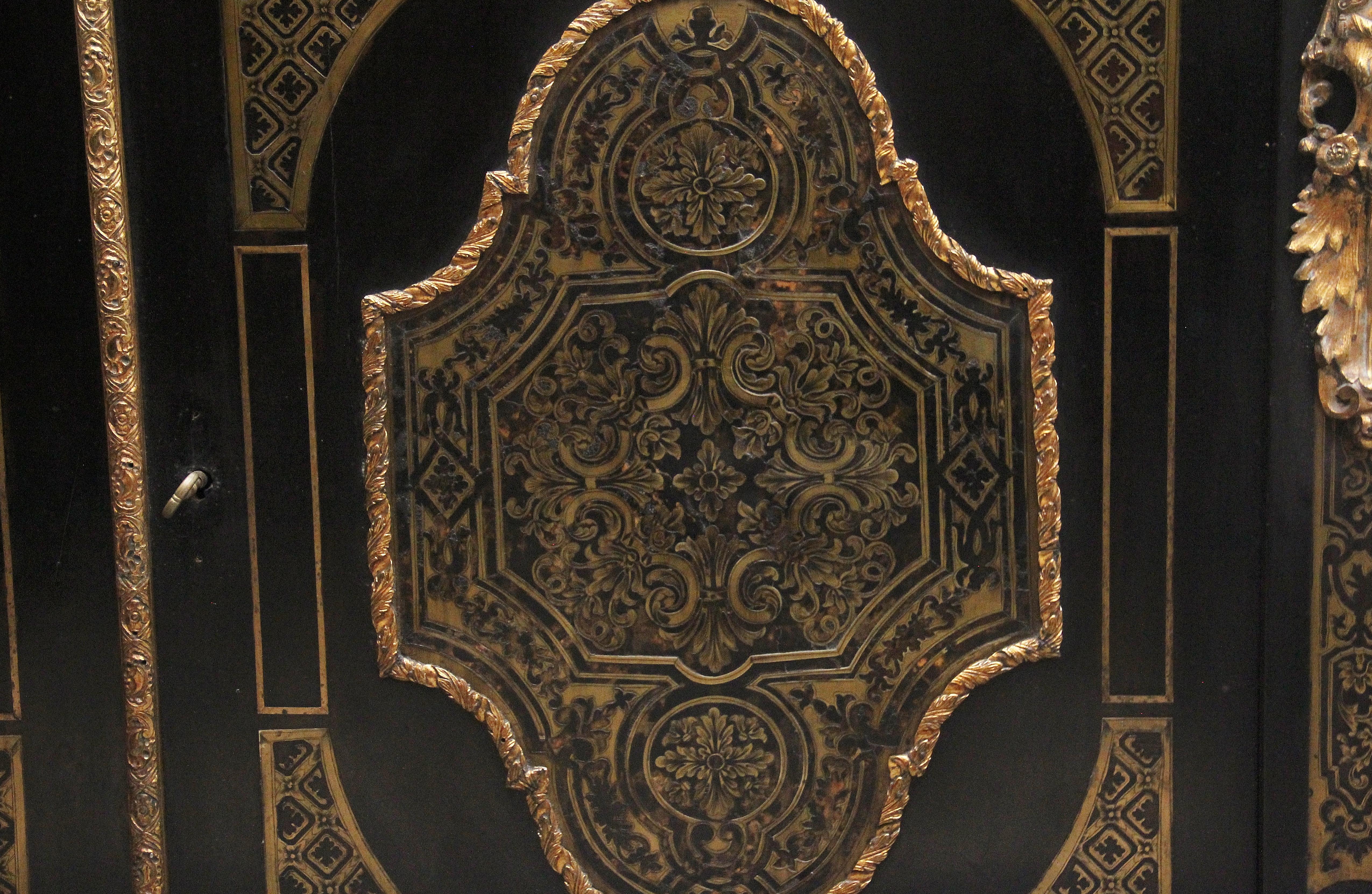 Armadio boulle ebanizzato del XIX secolo in vendita 3
