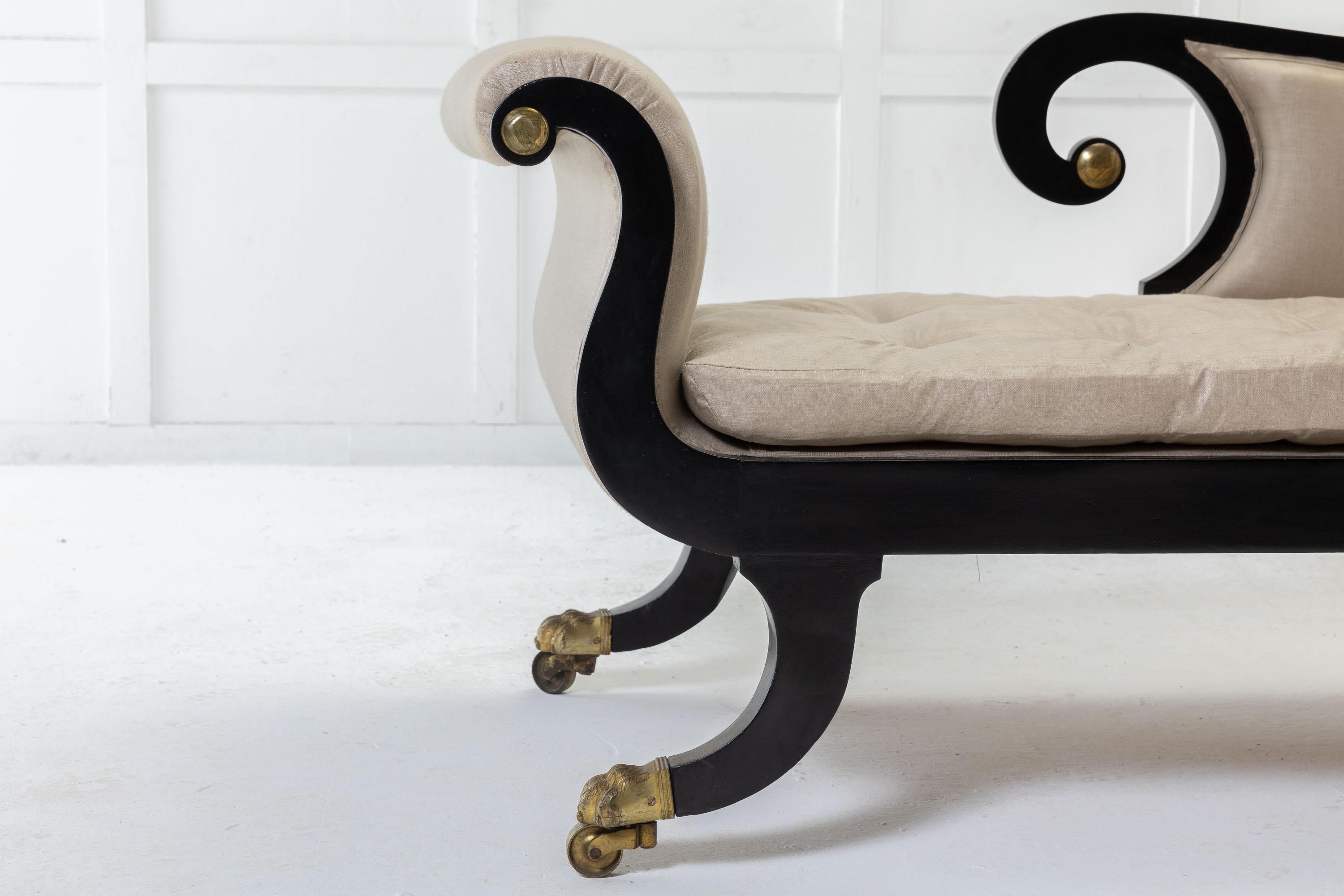19th Century Ebonised Chaise Longue In Good Condition In Gloucestershire, GB