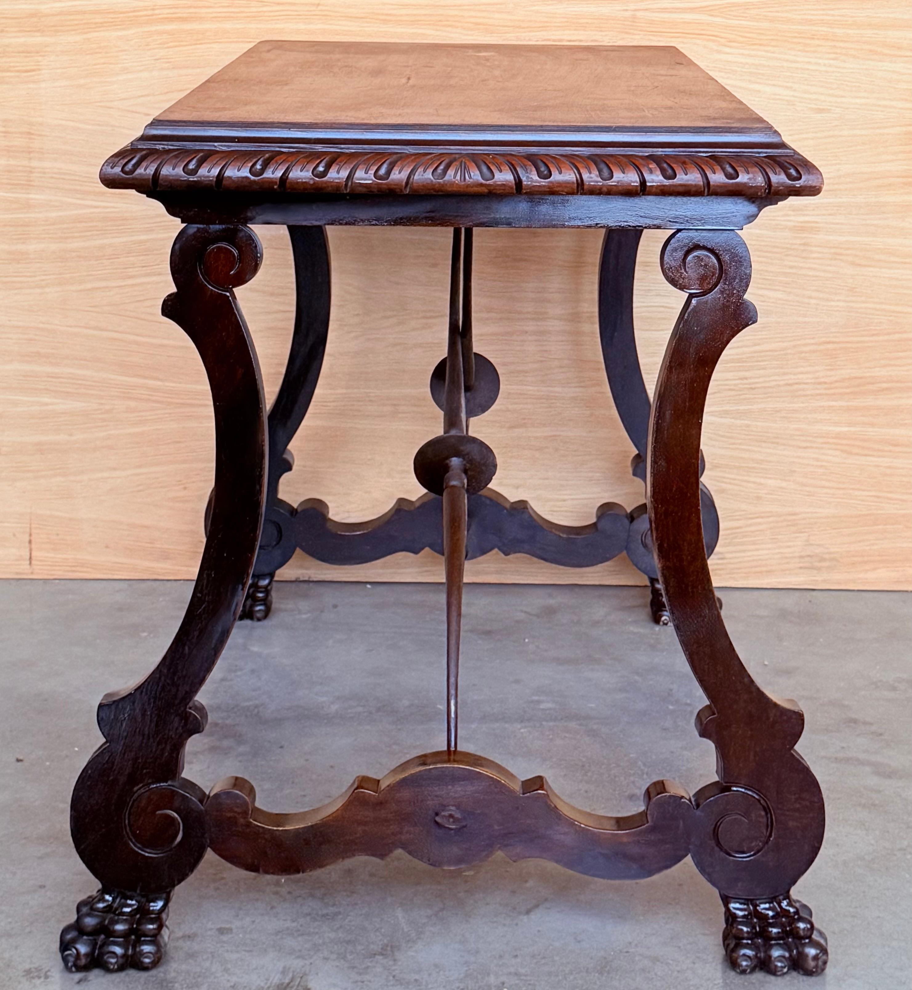 19th Century Ebonized Baroque Spanish Side or Desk Table with Lyre Legs For Sale 4