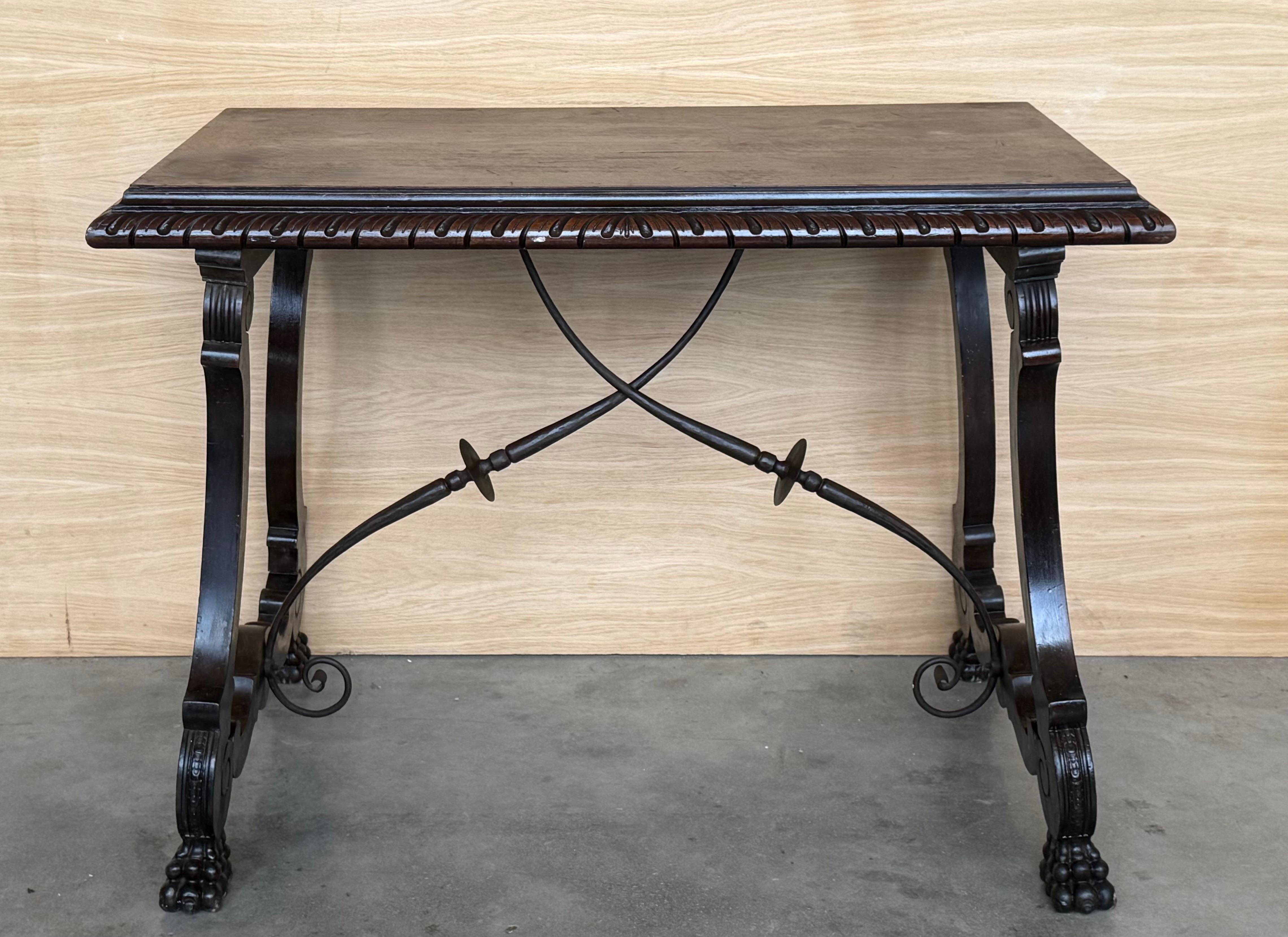 Spanish Colonial 19th Century Ebonized Baroque Spanish Side or Desk Table with Lyre Legs For Sale