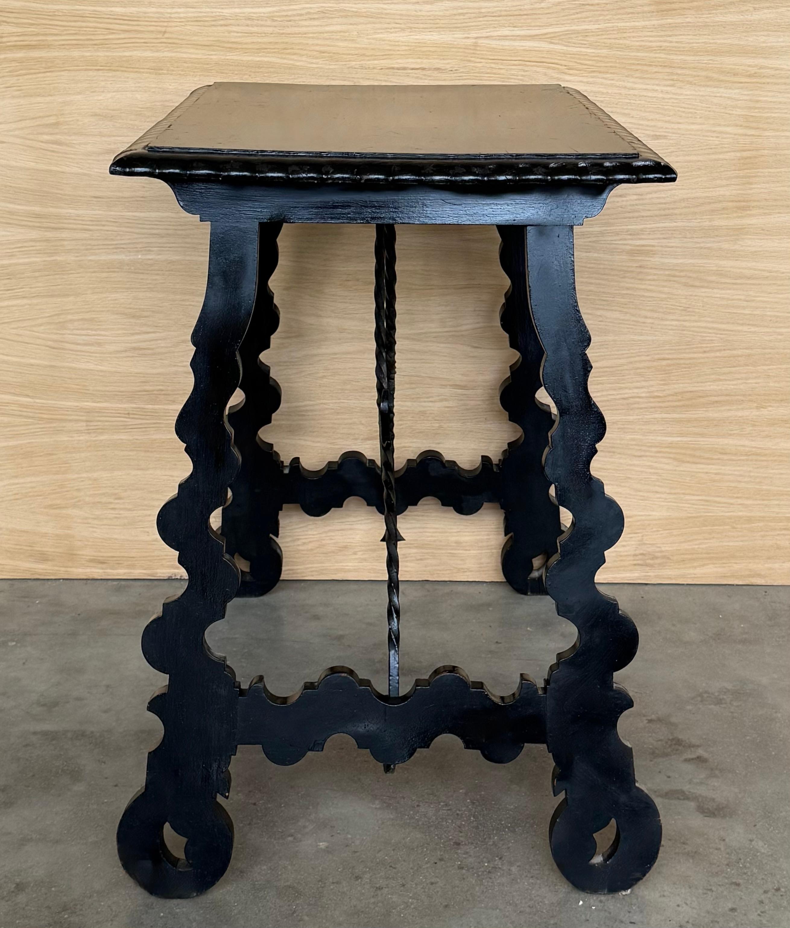 19th Century Ebonized Baroque Spanish Side Table with Lyre Legs For Sale 2