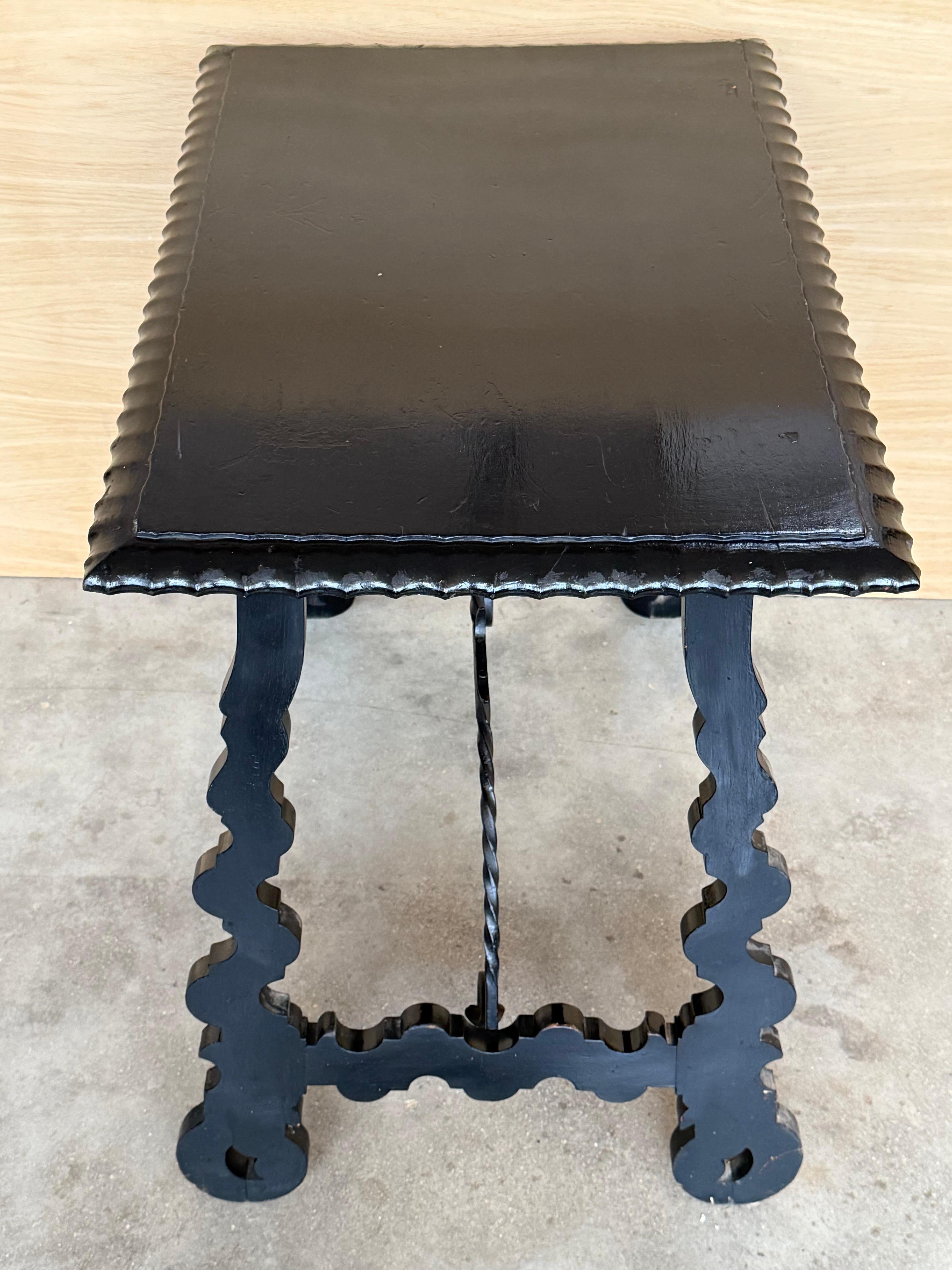 19th Century Ebonized Baroque Spanish Side Table with Lyre Legs For Sale 3