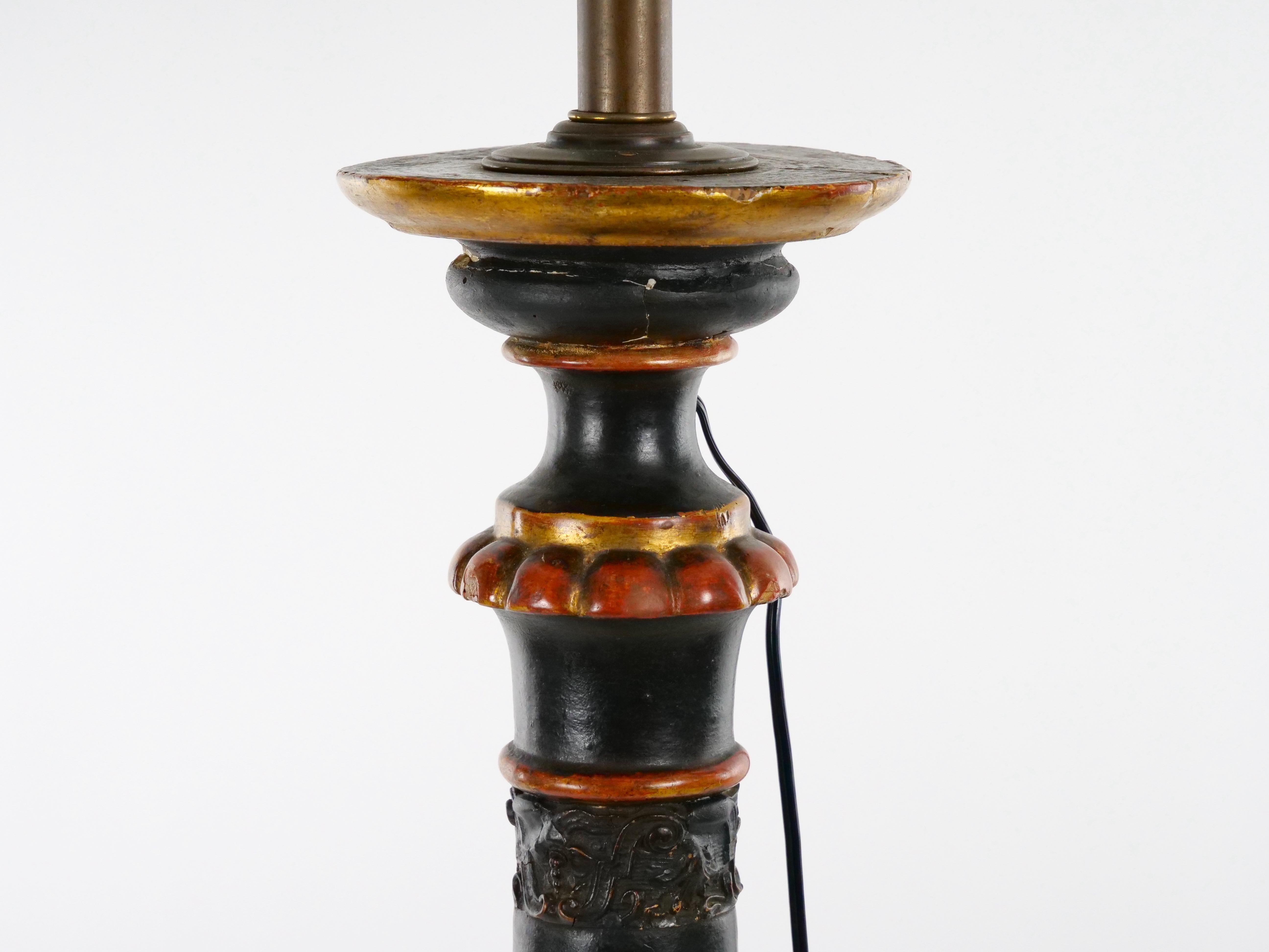 19th Century Ebonized Hand Carved Wooden Floor Lamp In Good Condition For Sale In Tarry Town, NY
