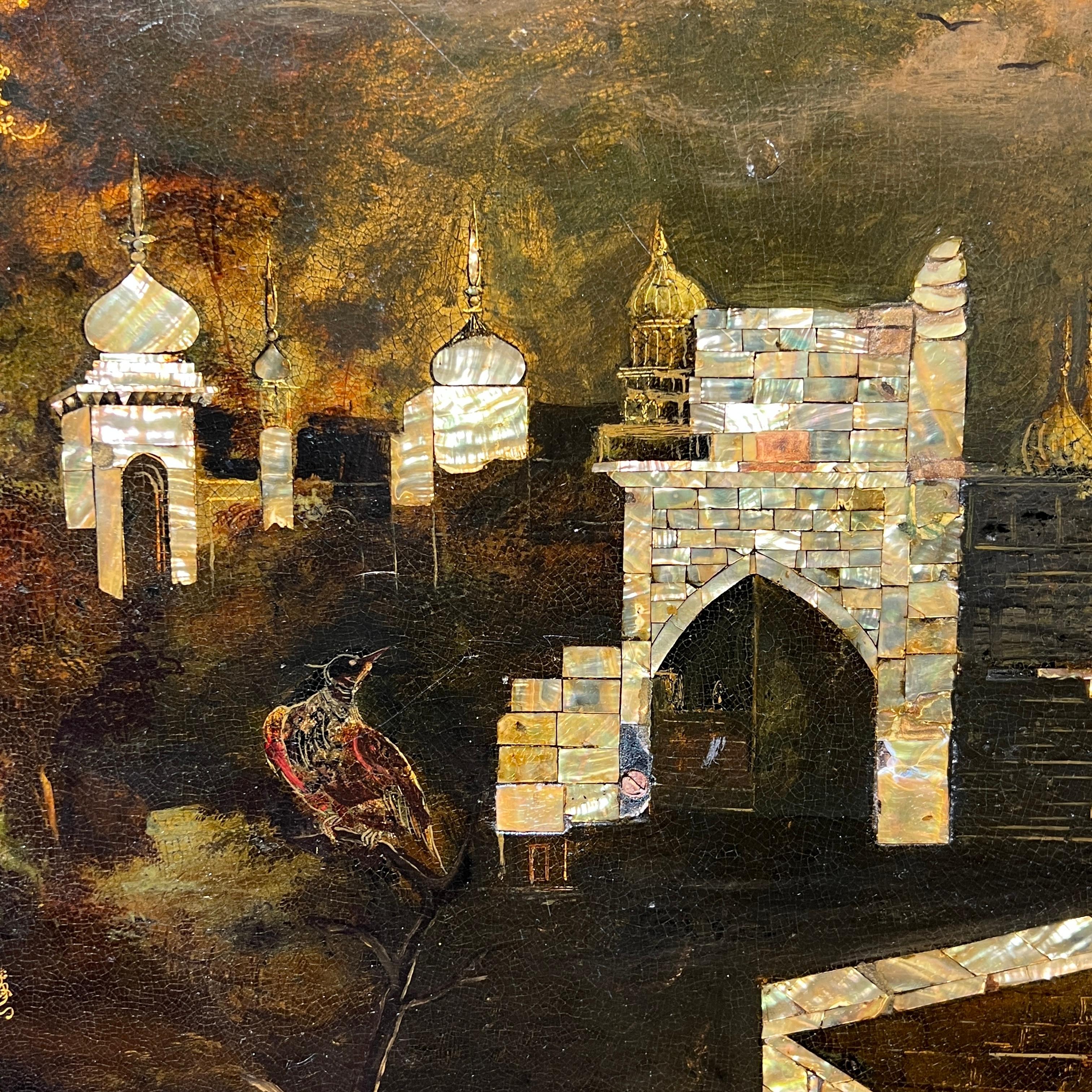 Inglese Tavolo a ribalta del XIX secolo dipinto a mano e intarsiato in ebano in vendita