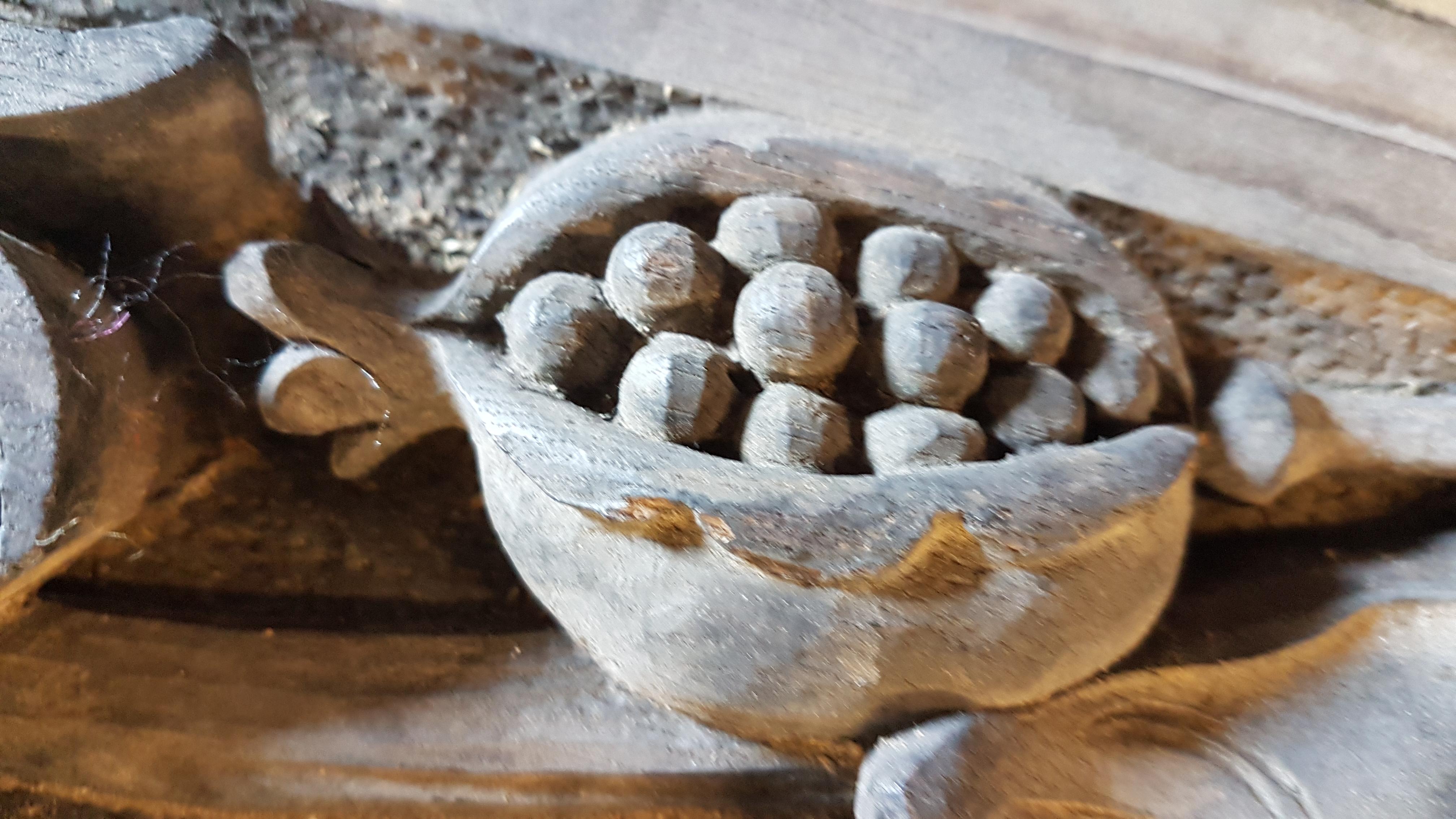 19th Century Ecclesiastical Carved Oak Beam Carved with Pomegranates For Sale 4