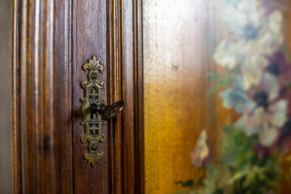 19th Century Eclectic Columnar Cabinet 6