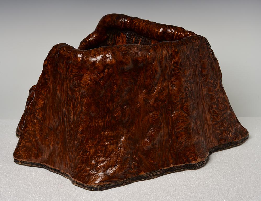 19e siècle, Edo, Vaisseau japonais ancien en bois de ronce 