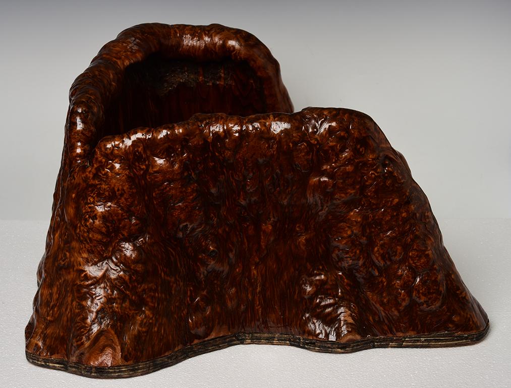 19e siècle, Edo, Vaisseau japonais ancien en bois de ronce 
