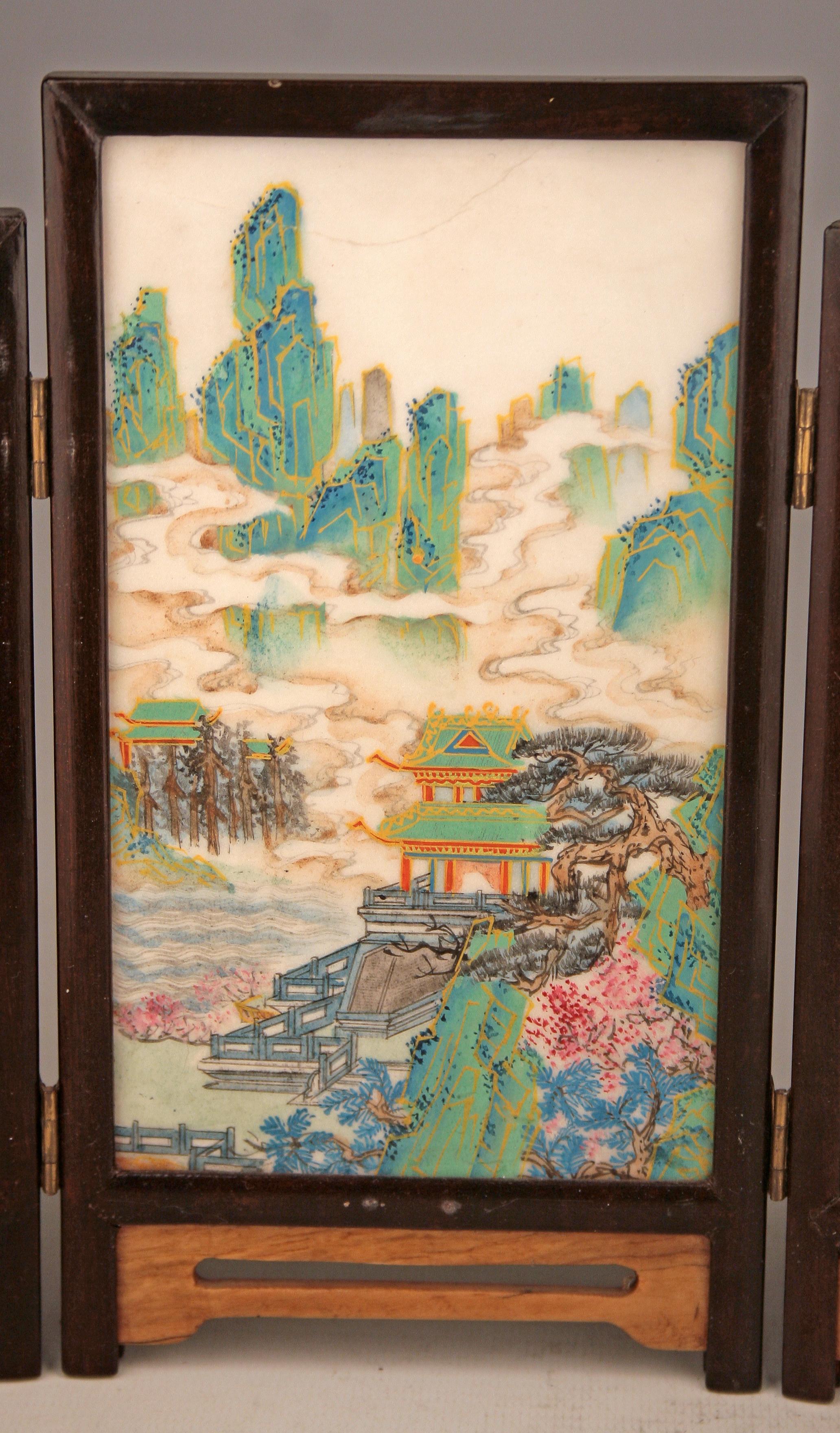 19th C. Edo-Meiji Period Japanese Painted Five-Panel Folding Miniature Screen In Good Condition For Sale In North Miami, FL