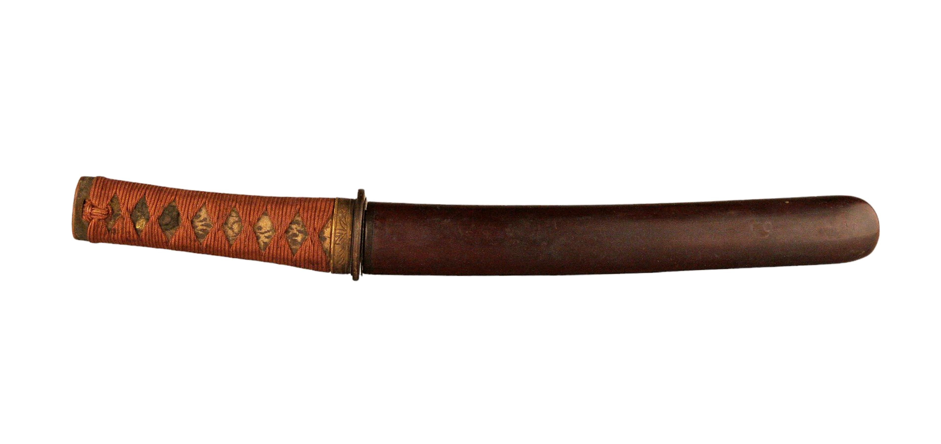 Japanese 19th Century Edo-Meiji Period Samurai Tantō Knife/Short Blade Sword and Scabbard For Sale