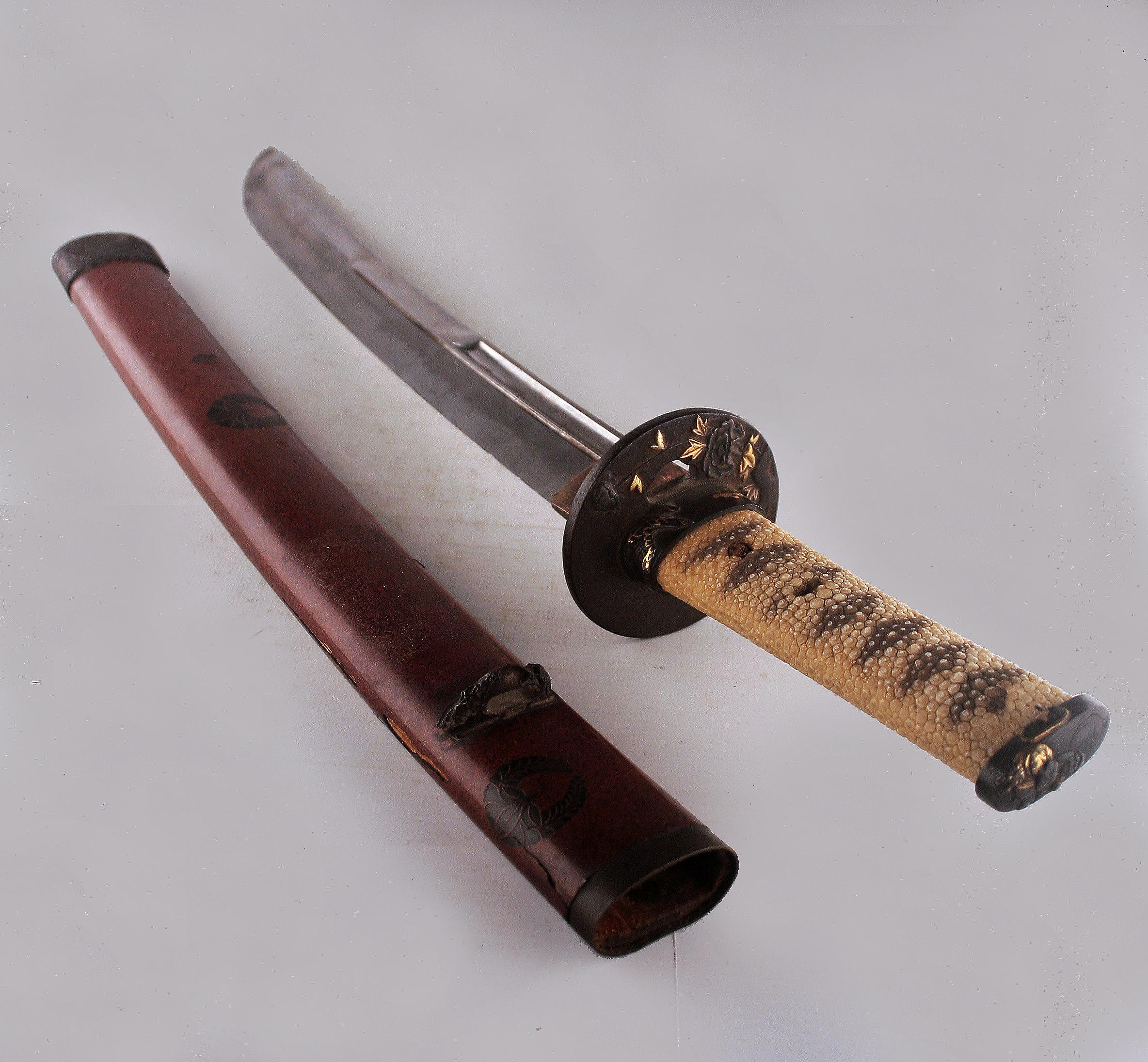 19th Century Edo-/Meiji Period Samurai Wakizashi Short Sword and Scabbard 8