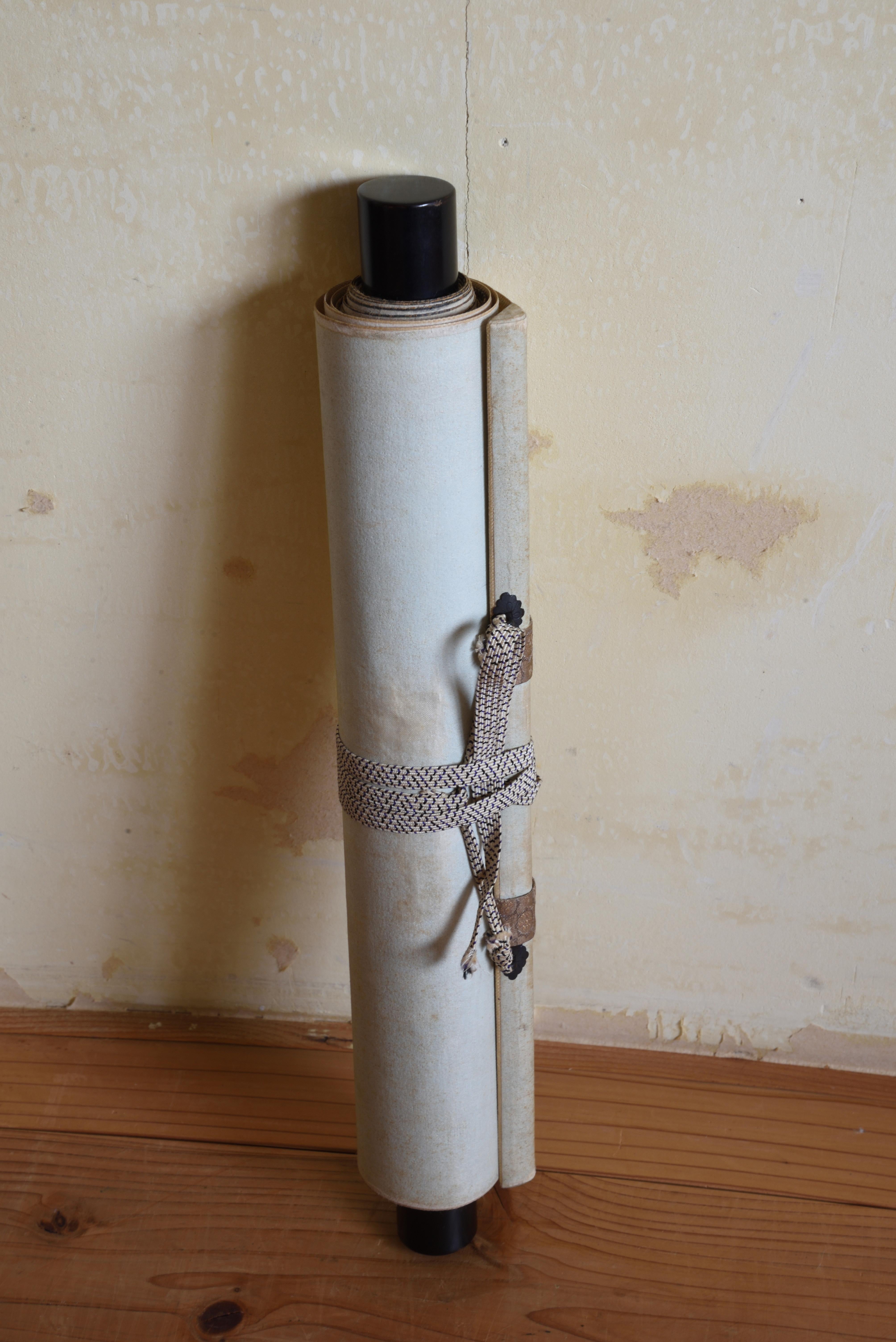 19th century Edo-period Japanese Hanging Scroll Calligraphy of Mad Poetry For Sale 2