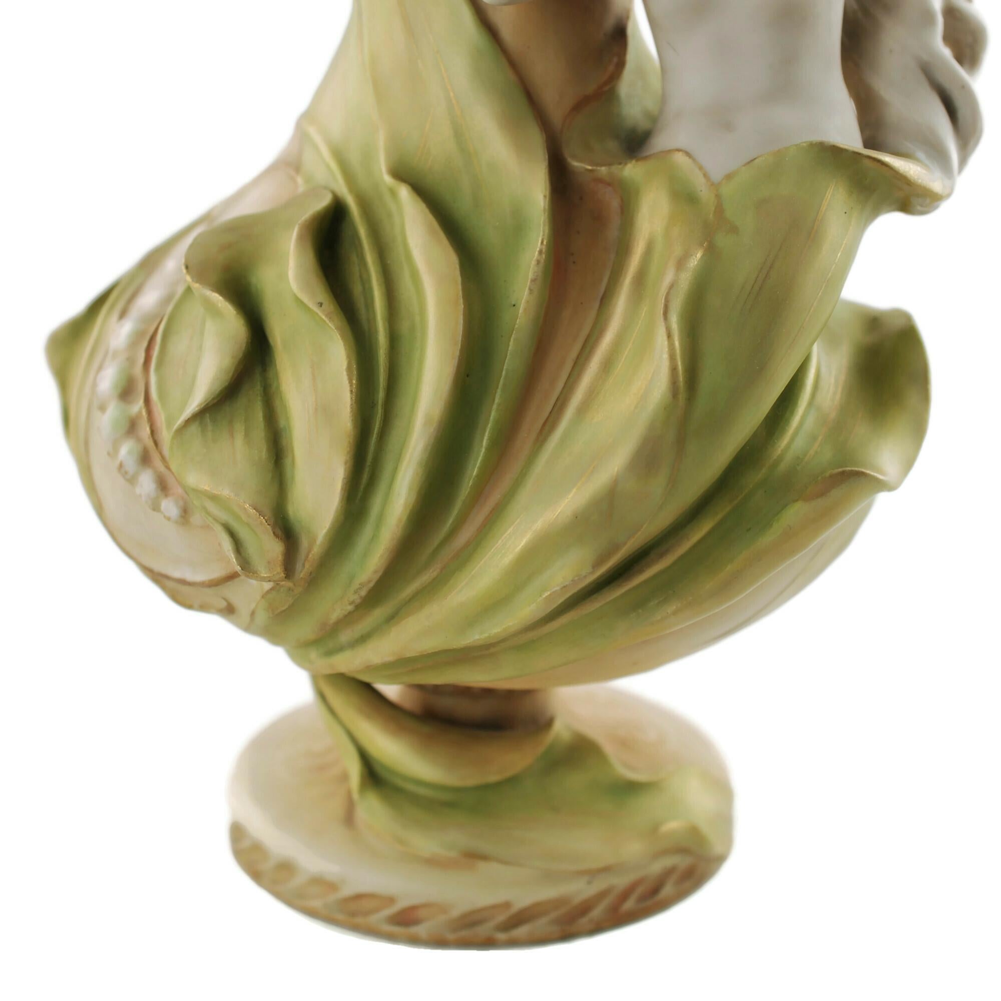 Vase de jeune fille Eduard Stellmacher pour Amphore « Lily of the Valley » du 19ème siècle en vente 1