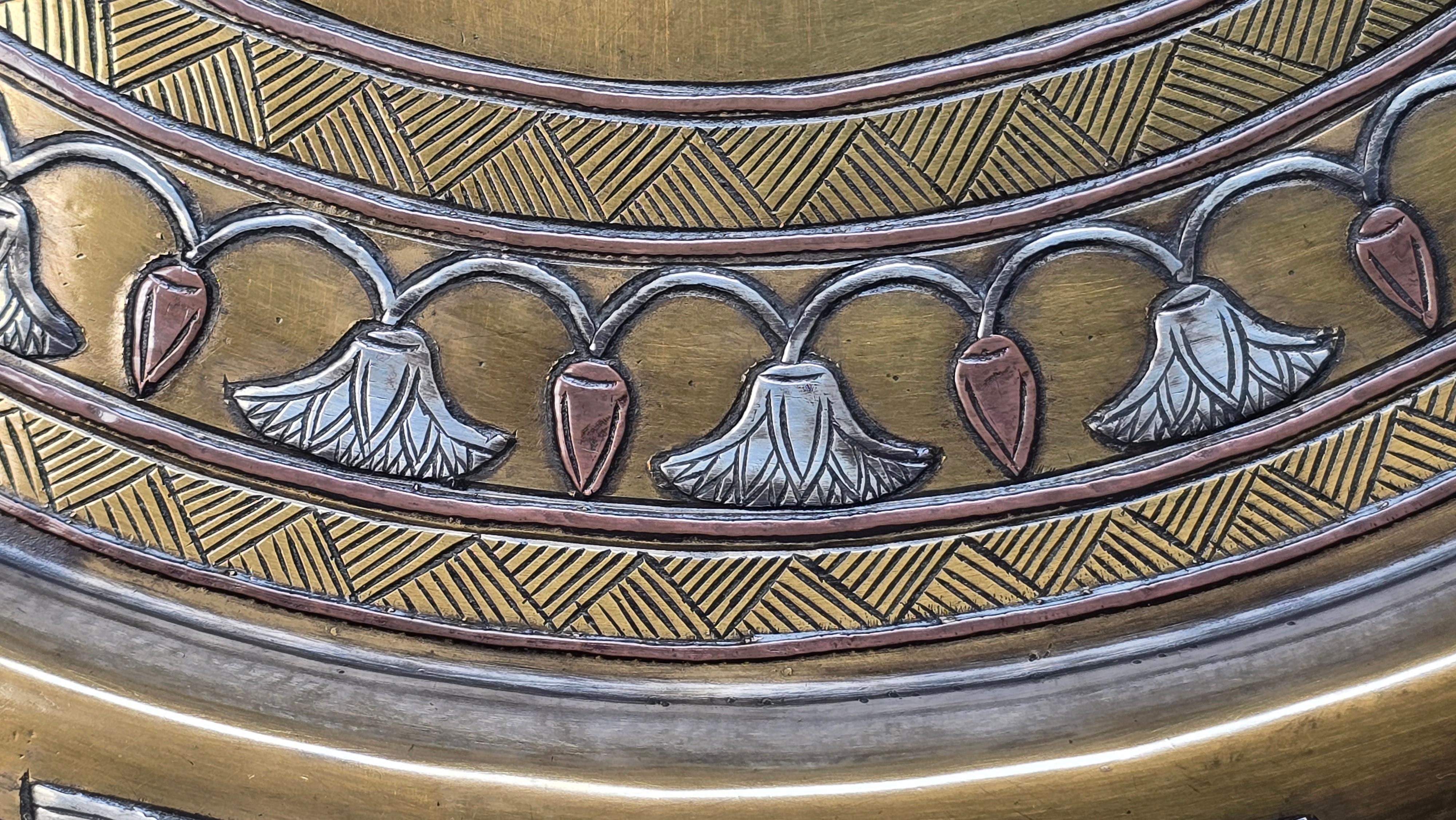 19th century Egyptian Grand Tour Cairo Ware silver inlay charger. For Sale 7
