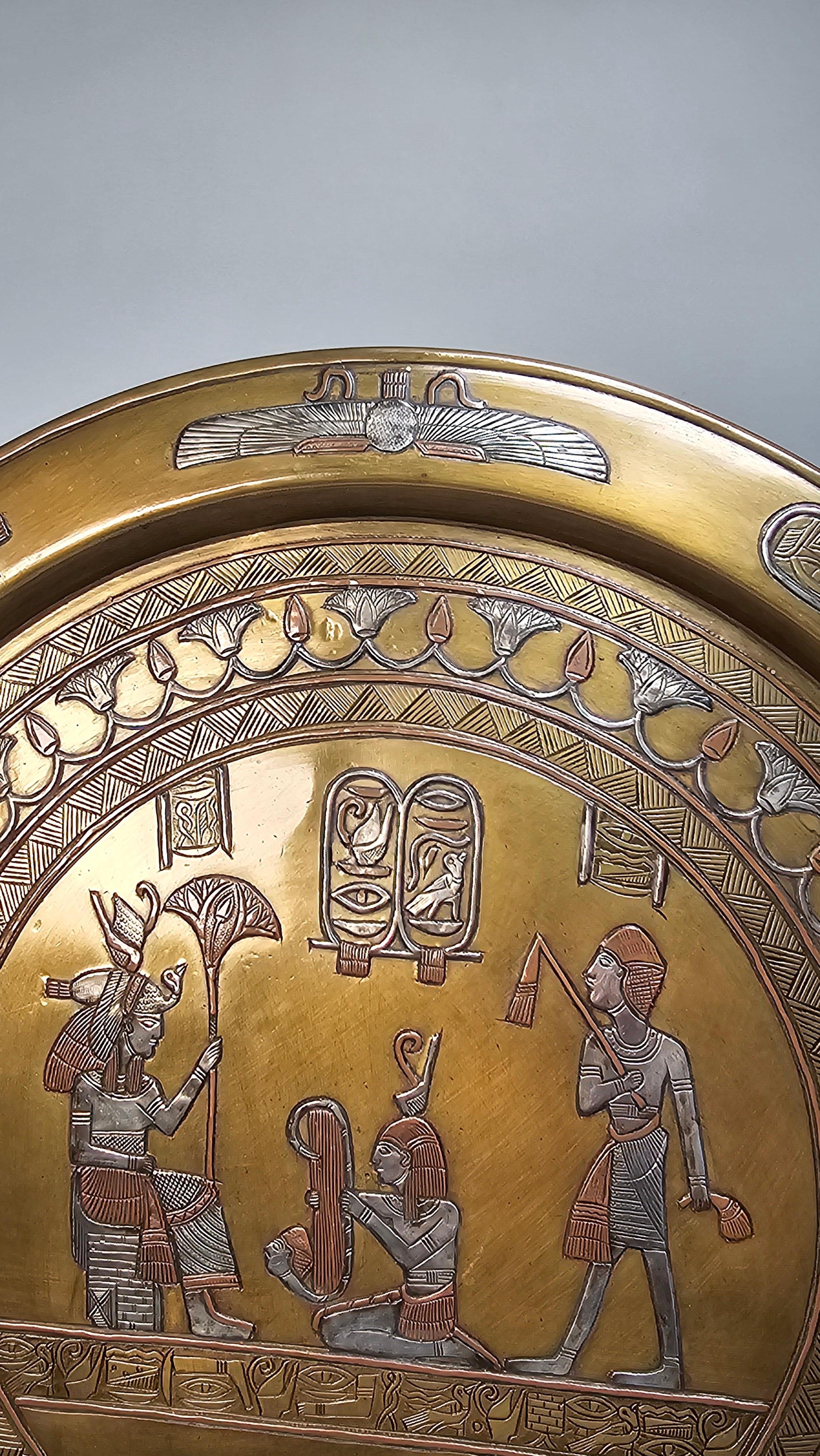 19th century Egyptian Grand Tour Cairo Ware silver inlay charger. In Good Condition For Sale In Central England, GB