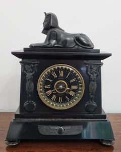 Orologio da tavolo egiziano del XIX secolo di D. A. Munsey di Cambridge