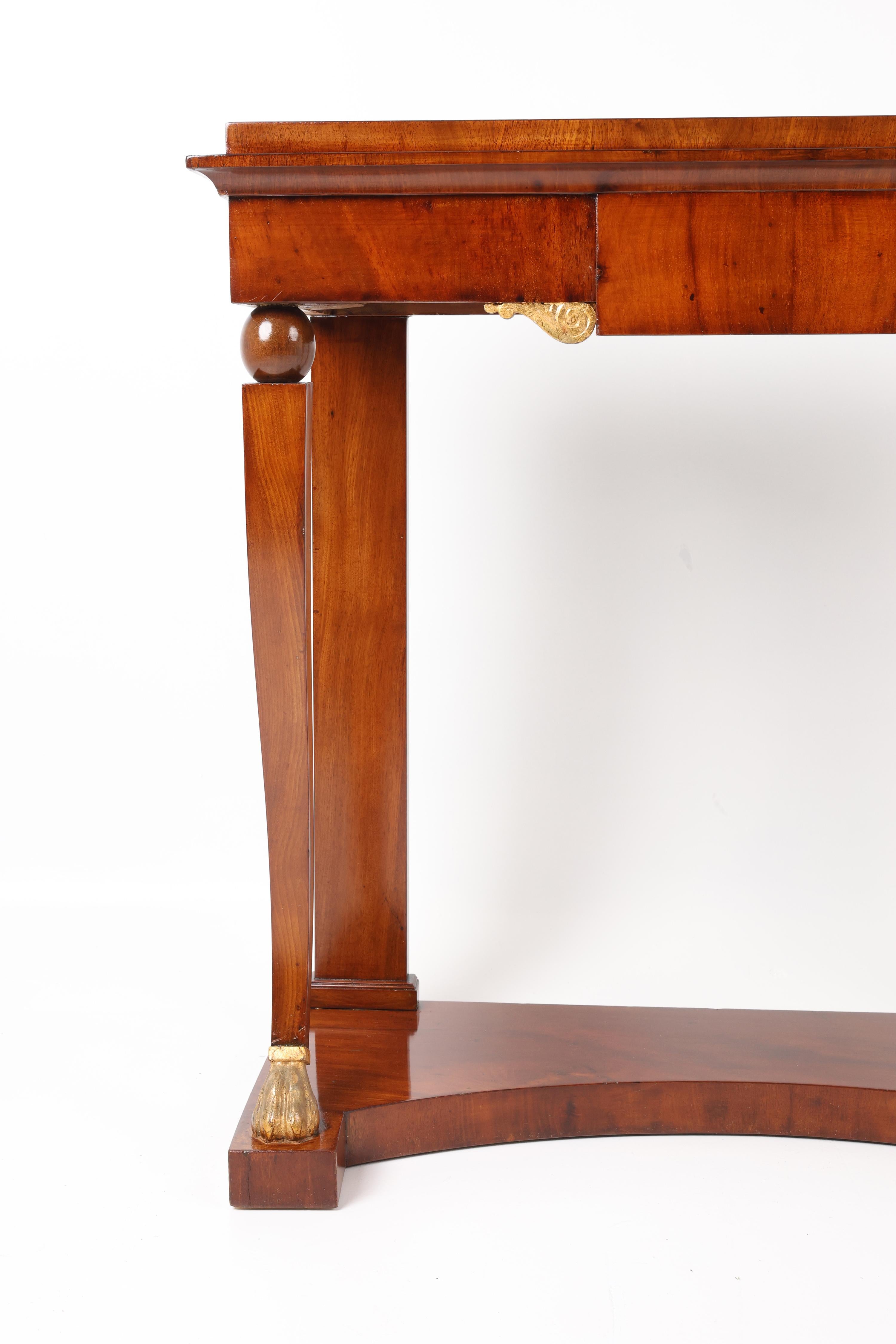 19th Century Elegant Mahogany-Veneered Console Table For Sale 5