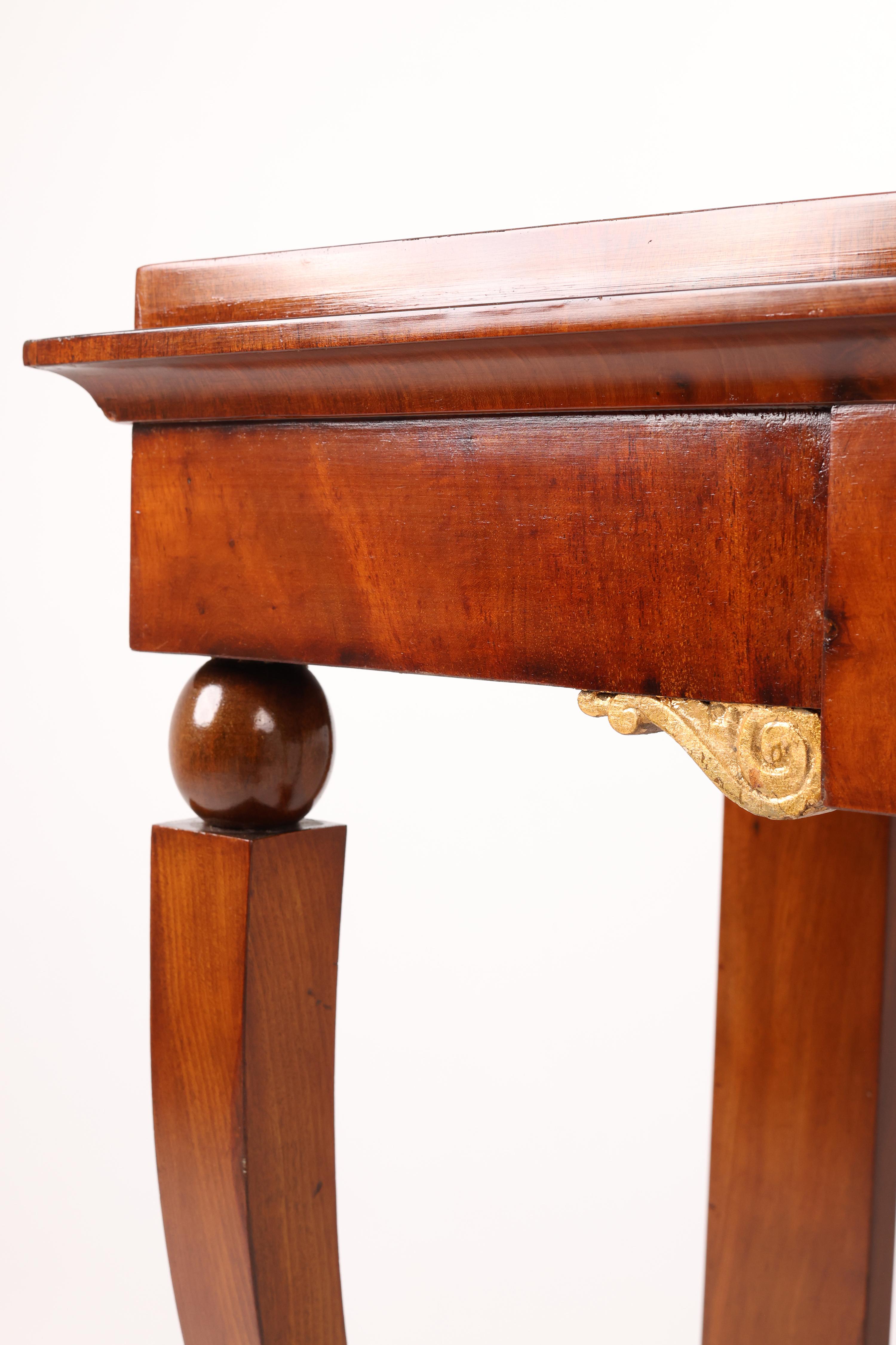 19th Century Elegant Mahogany-Veneered Console Table For Sale 2