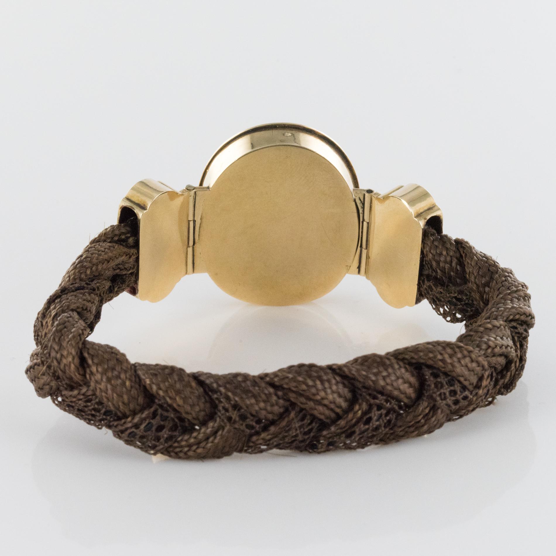 19th Century Elegant Photography 18 Karat Yellow Gold Hair Bracelet For Sale 2