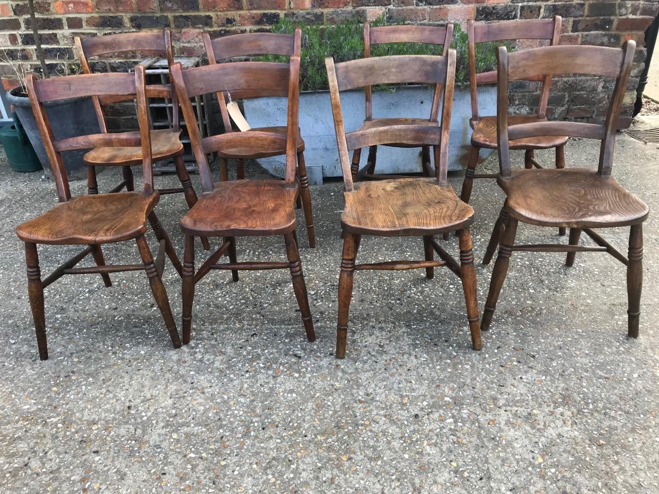 Harlequin Set Of Eight 19th Century Elm and Beech Windsor Bar Back Chairs 1