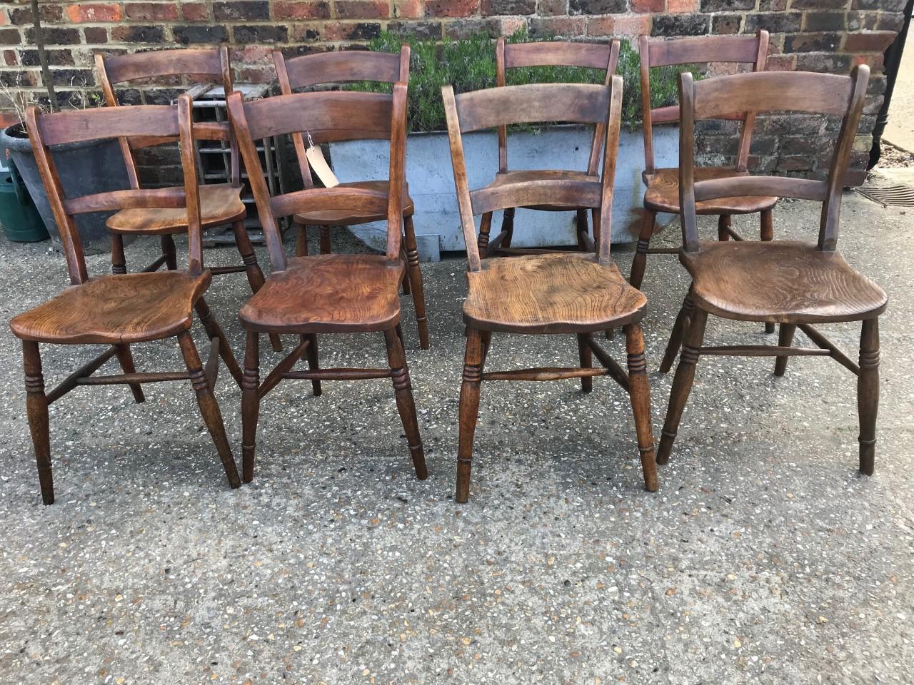Harlequin Set Of Eight 19th Century Elm and Beech Windsor Bar Back Chairs 2