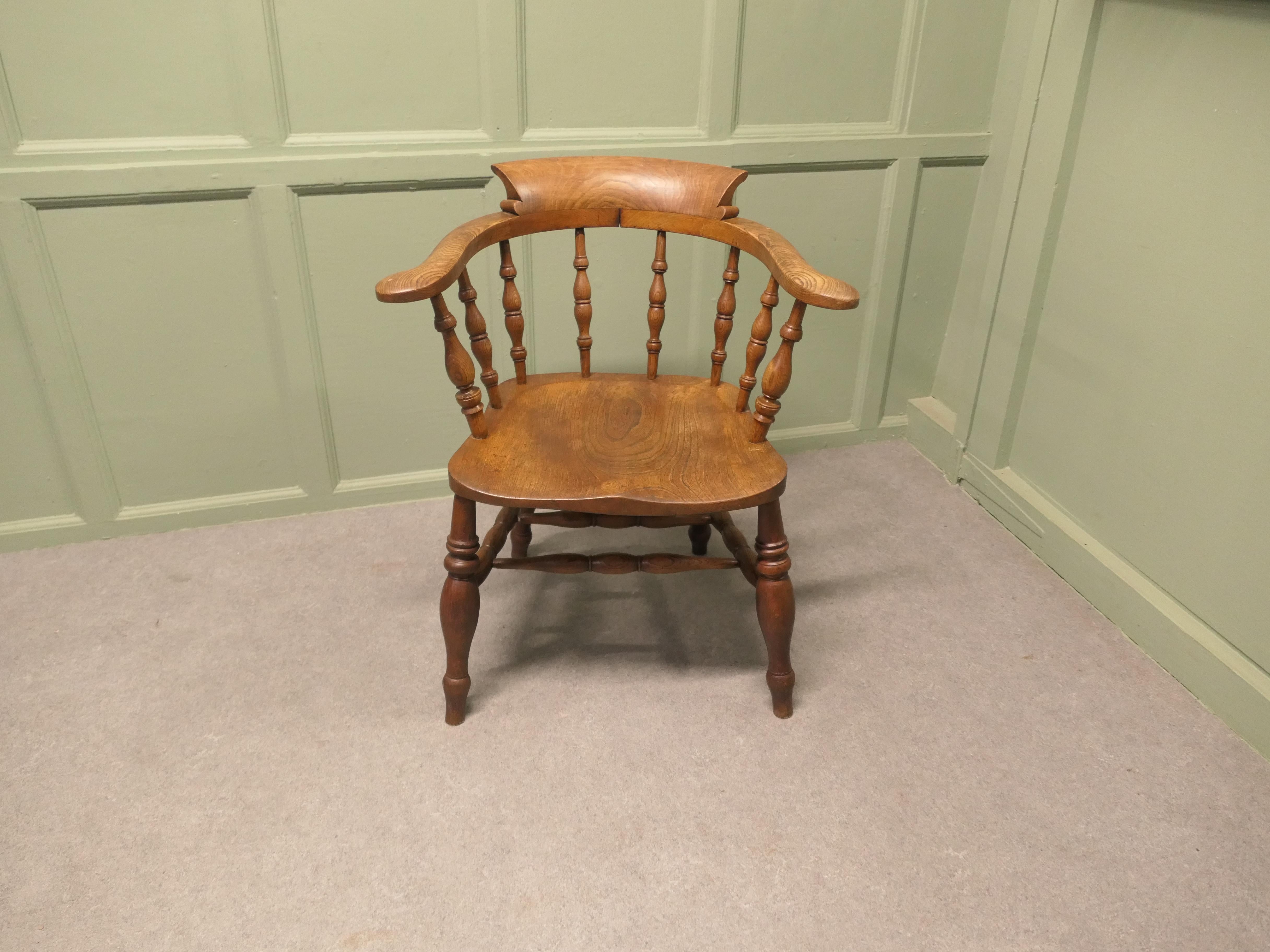 19. Jahrhundert Elm & Ash Smokers Bogen Büro oder Schreibtischstuhl (Land) im Angebot