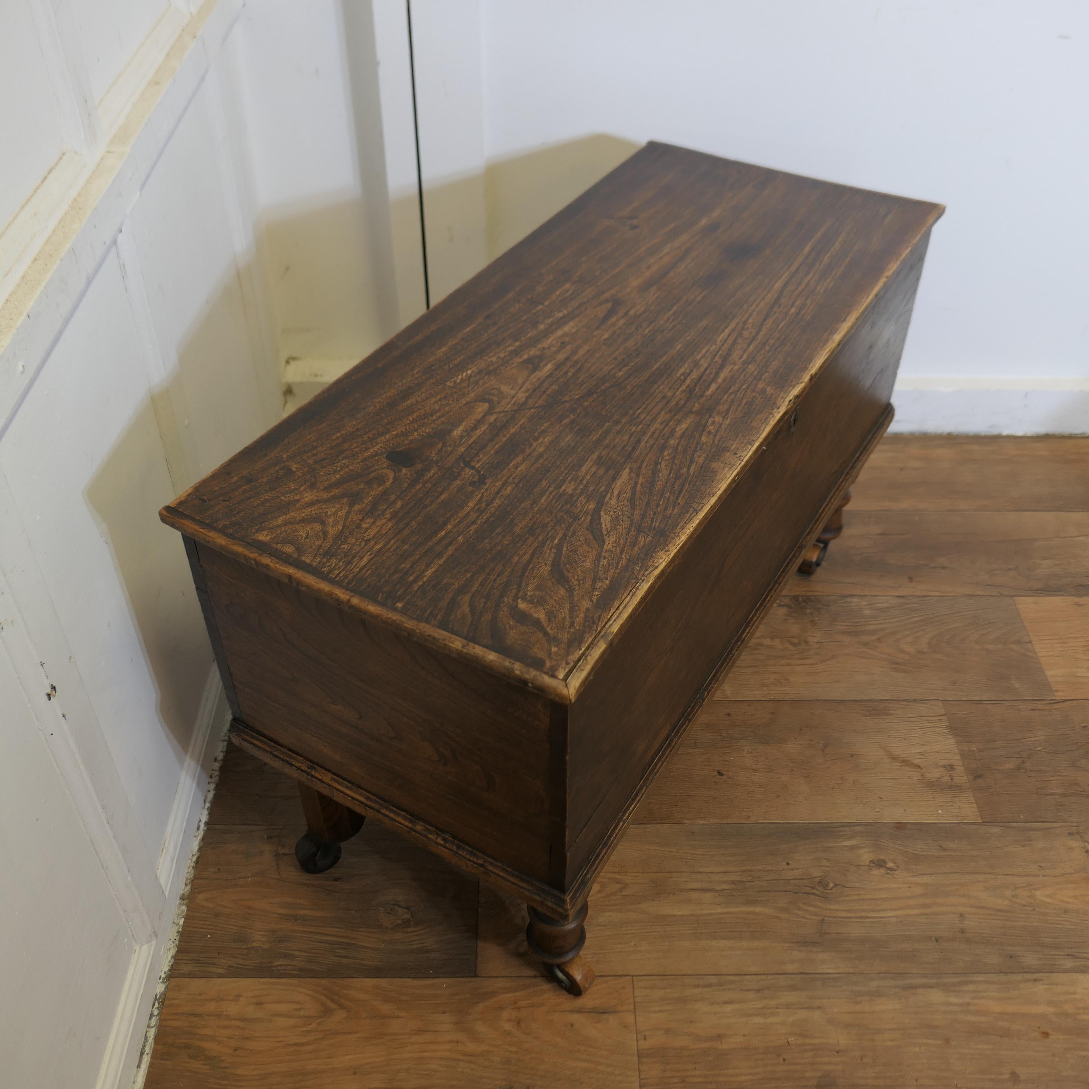 19th Century Elm Box on Wheels  This is a good elm box For Sale 2